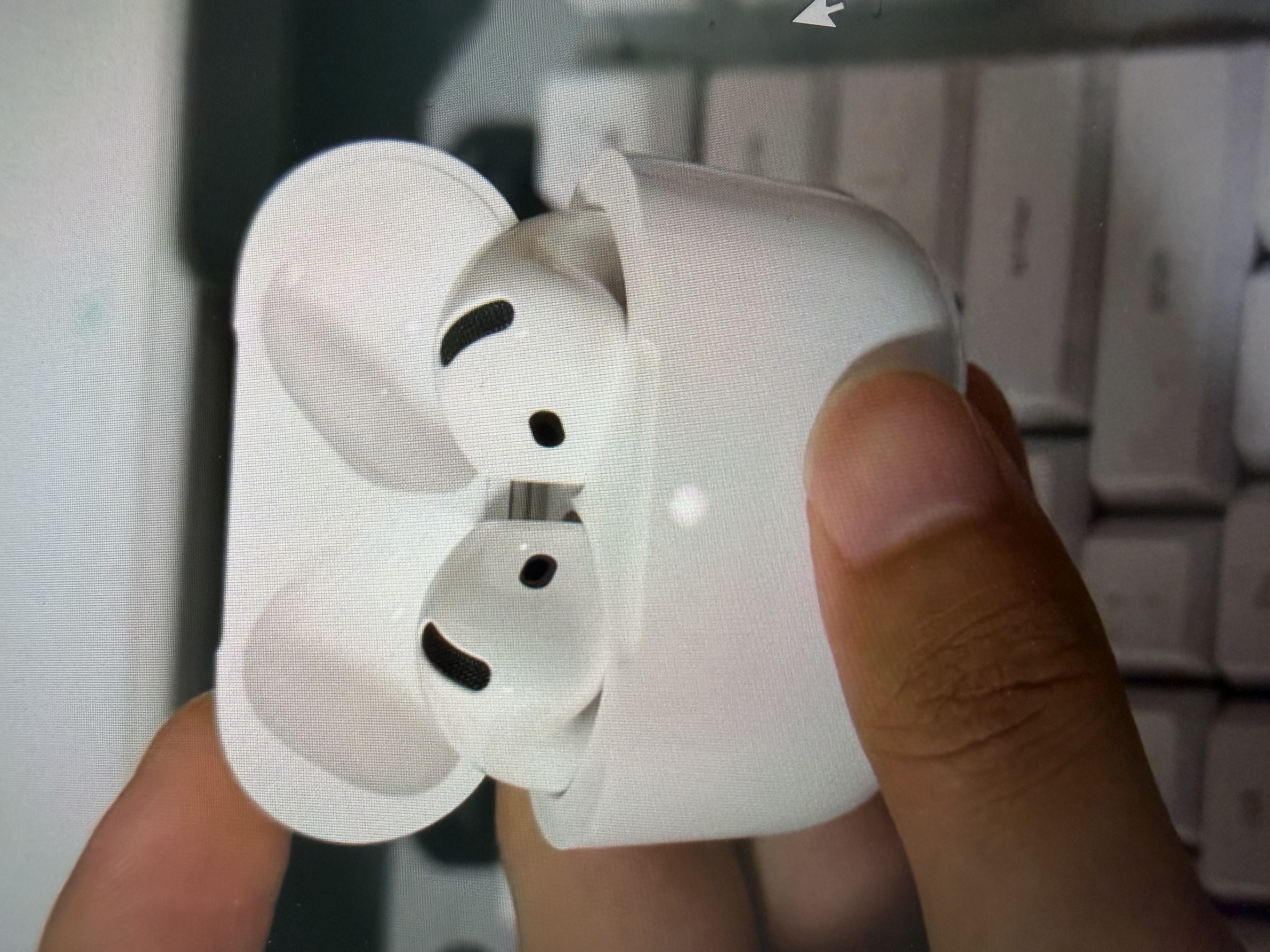 Apple/苹果 AirPods 5（支持主动降噪）搭配USB-C充电盒 蓝牙耳机 适用iPhone/iPad/Mac 实拍图