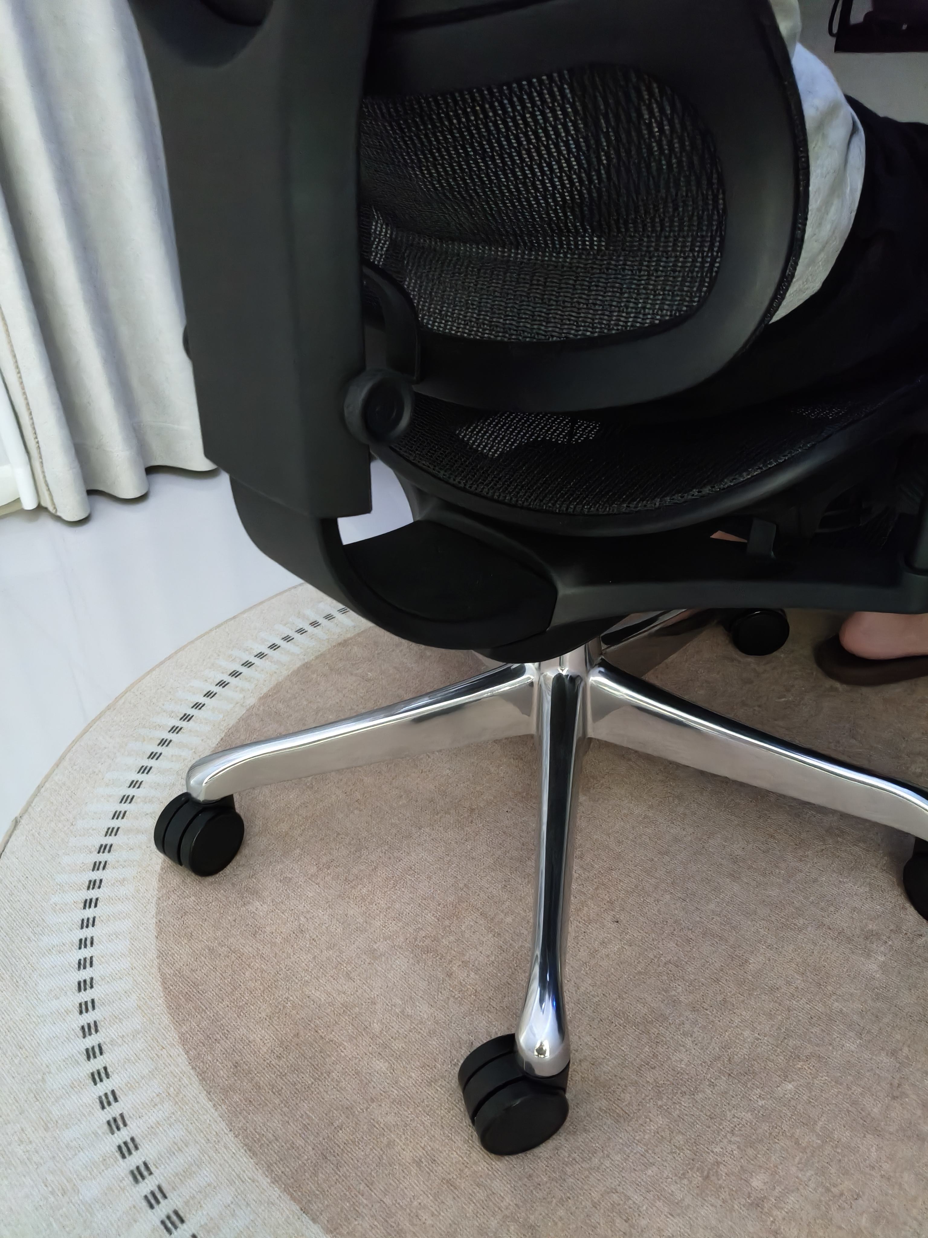 Ergonor保友优b雄鹰 电脑椅人体工学椅家用 电竞椅办公椅子靠背老板椅 【优b雄鹰】黑色网+躺舒宝 精准承托 舒适久坐 实拍图