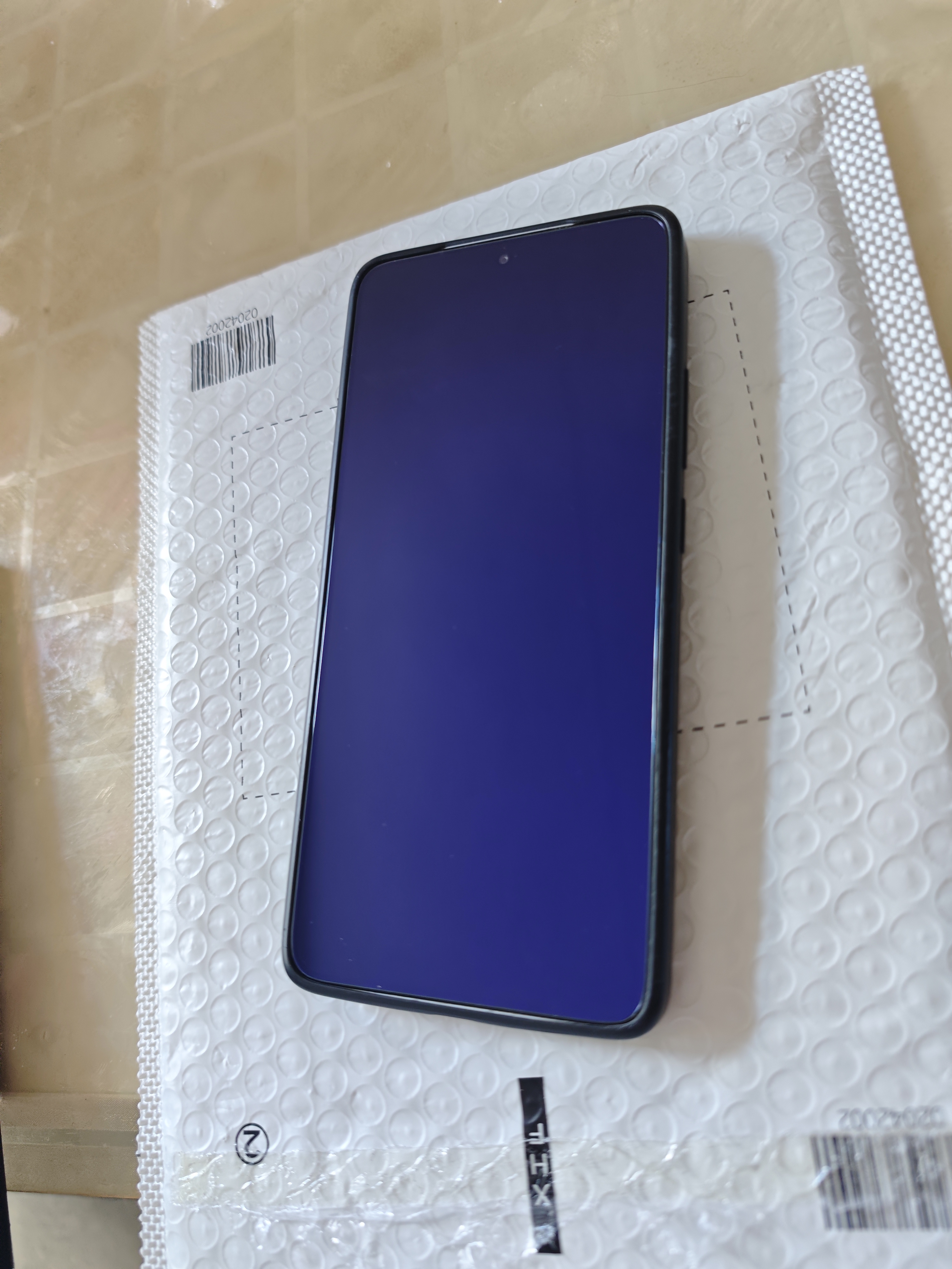 闪魔【补贴】适用红米k80/K80pro钢化膜 红米k80手机膜Redmi防爆抗指纹全玻璃超清高透保护贴膜 【抗蓝光|升级防爆抗指纹】2片+神器 红米k80/K80pro通用【不能解锁包退】 实拍图