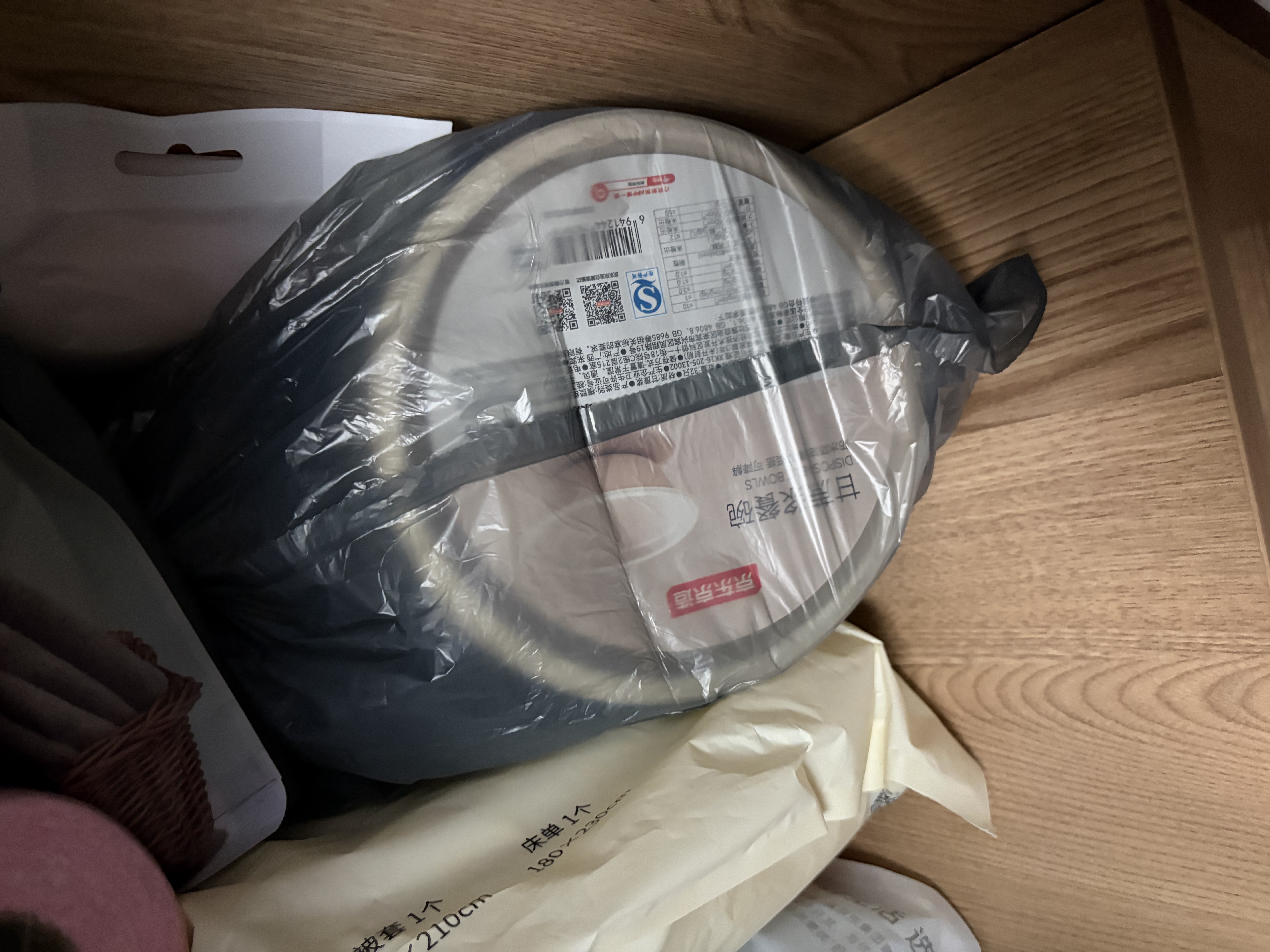 京东京造 一次性碗餐盒餐具 食品级耐高温加厚甘蔗浆纸碗500ml*32只 实拍图