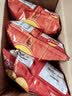乐事（Lay's）薯片 得克萨斯烧烤味 135克 休闲零食 膨化食品 实拍图