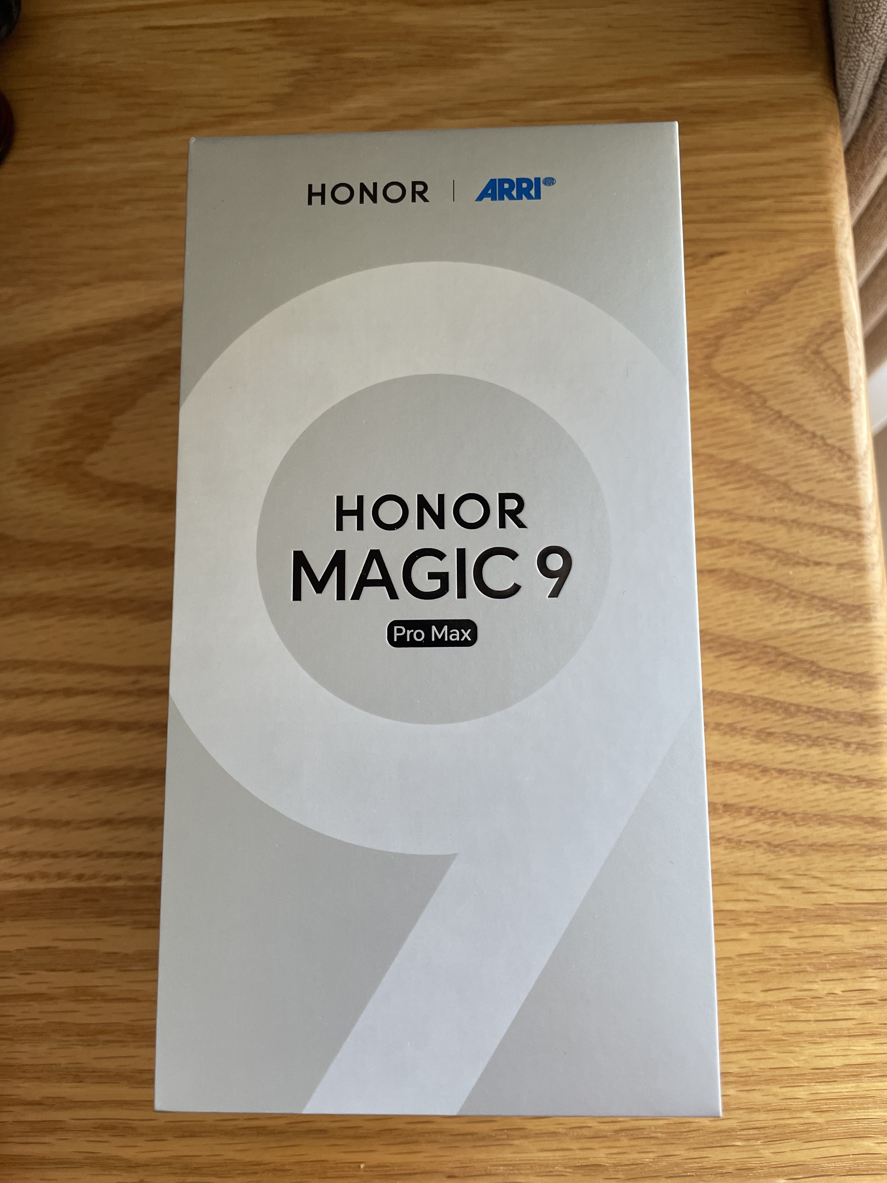 荣耀Magic9 Pro Max 16+1TB 苔青 第六代骁龙8超级至尊版 阿莱双两亿超清影像 5G AI 旗舰手机 实拍图