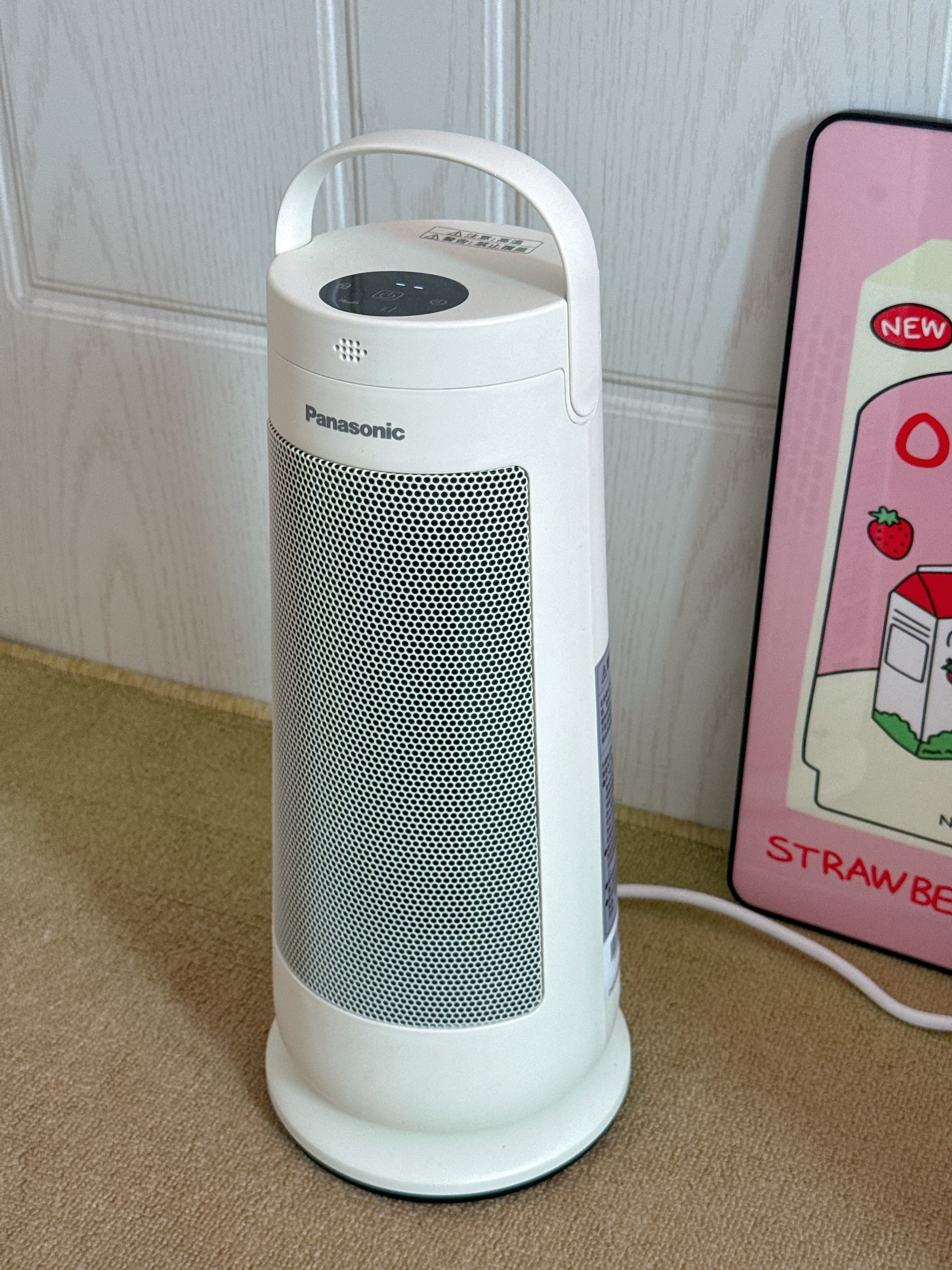 松下（Panasonic）【暖暖塔】暖风机石墨烯取暖器家用电暖器办公室卧室电暖气速热摇头小型遥控电热风DS-P2079CW 实拍图