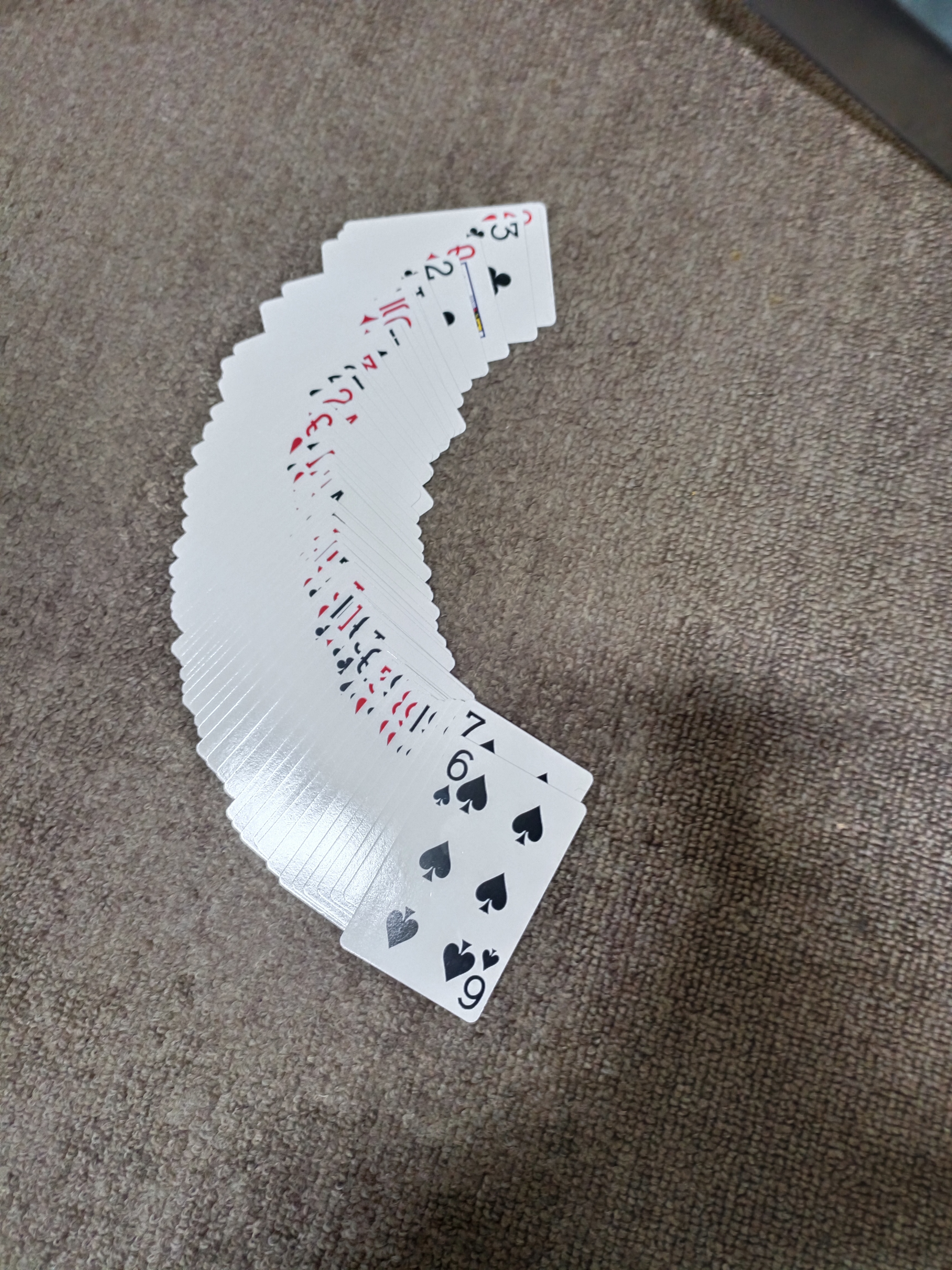 扑克牌纸牌加厚加硬打不烂家用麻将斗地主棋牌室专用麻雀牌 扑克牌【4副】 实拍图