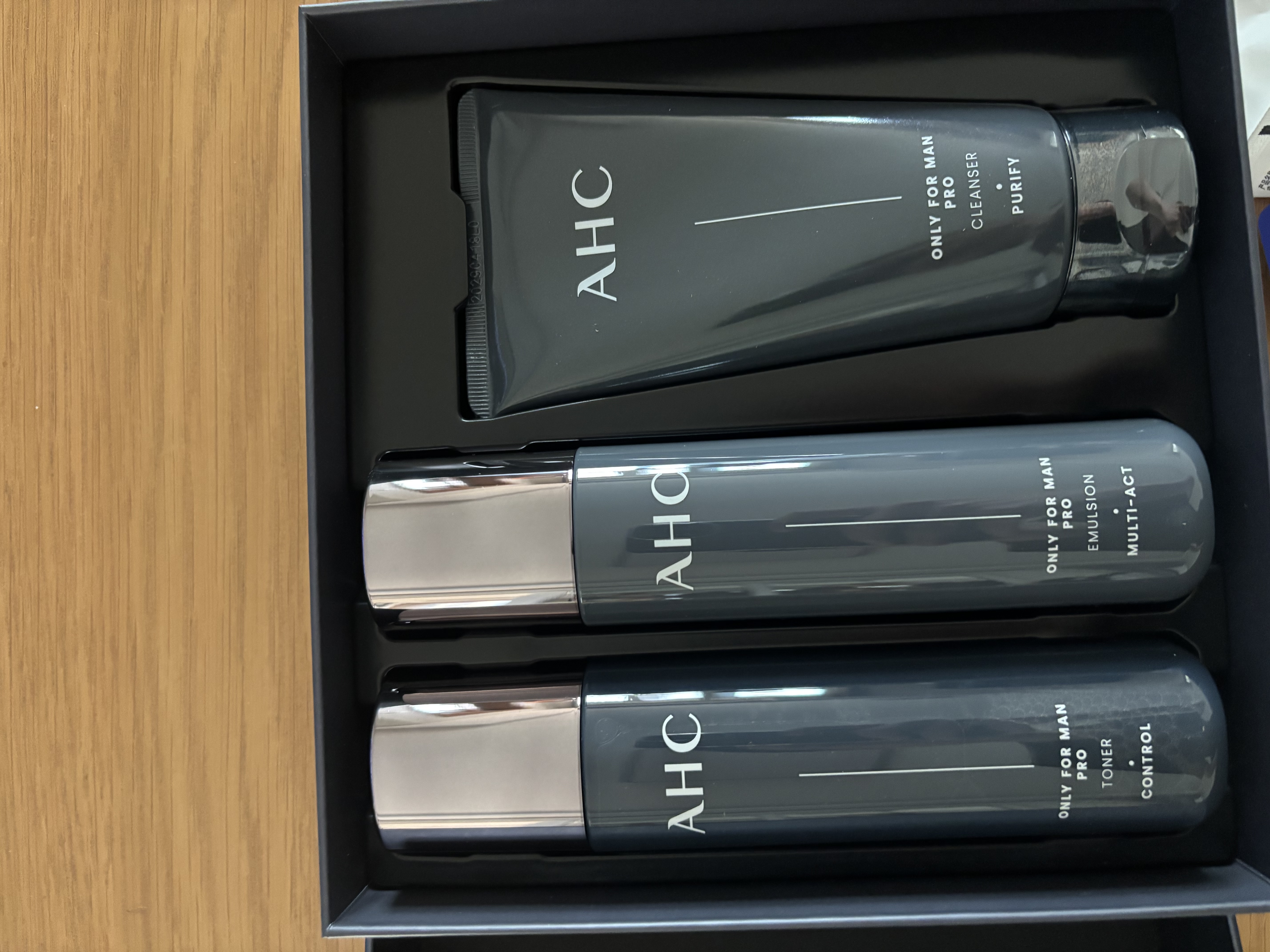AHC【章昊同款】水光洁面乳30g 氨基酸护肤品生日礼物【新人专享】 实拍图