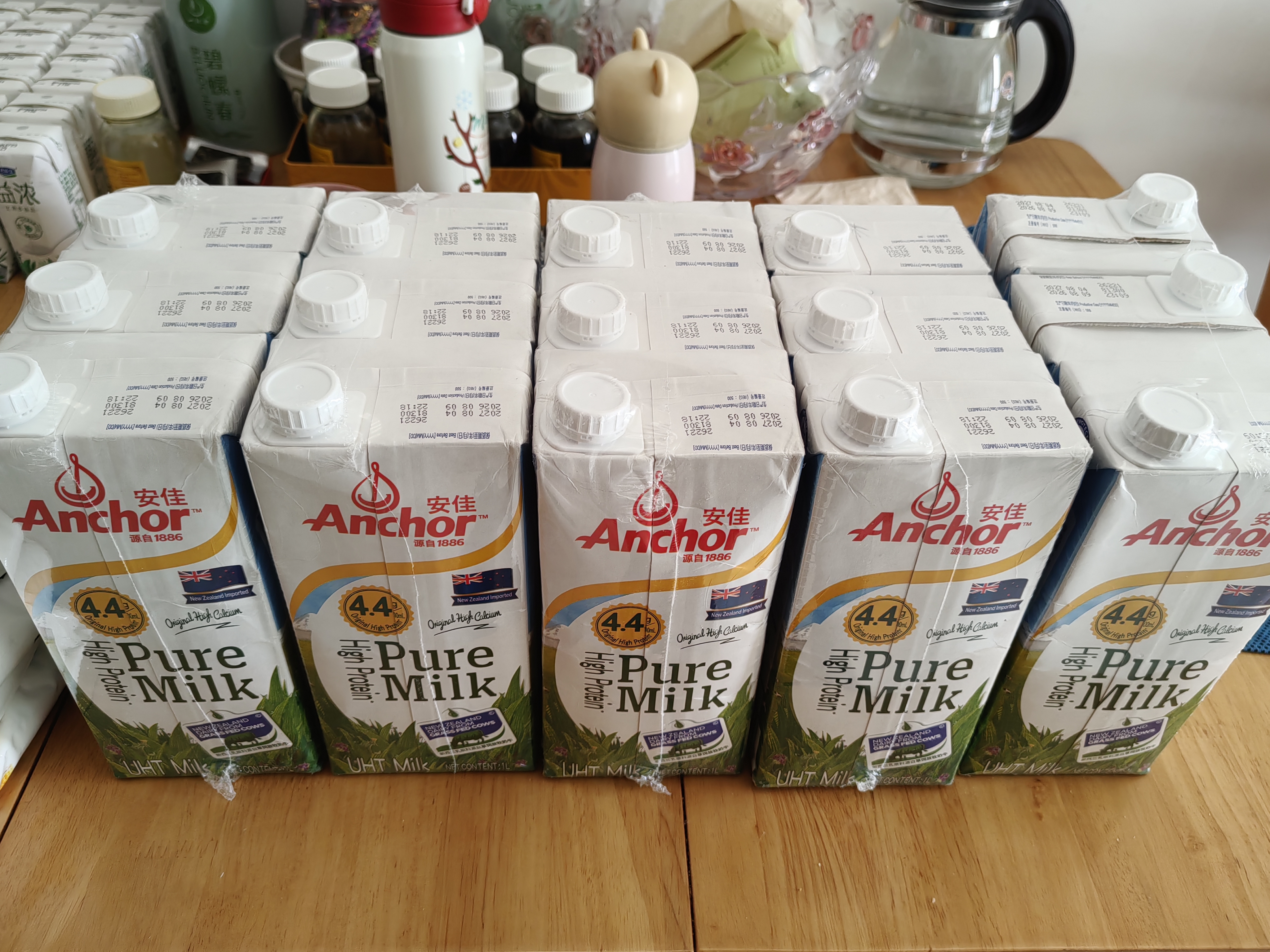 安佳（Anchor）新西兰进口草饲 4.4g高蛋白高钙纯牛奶1L*3盒 实拍图