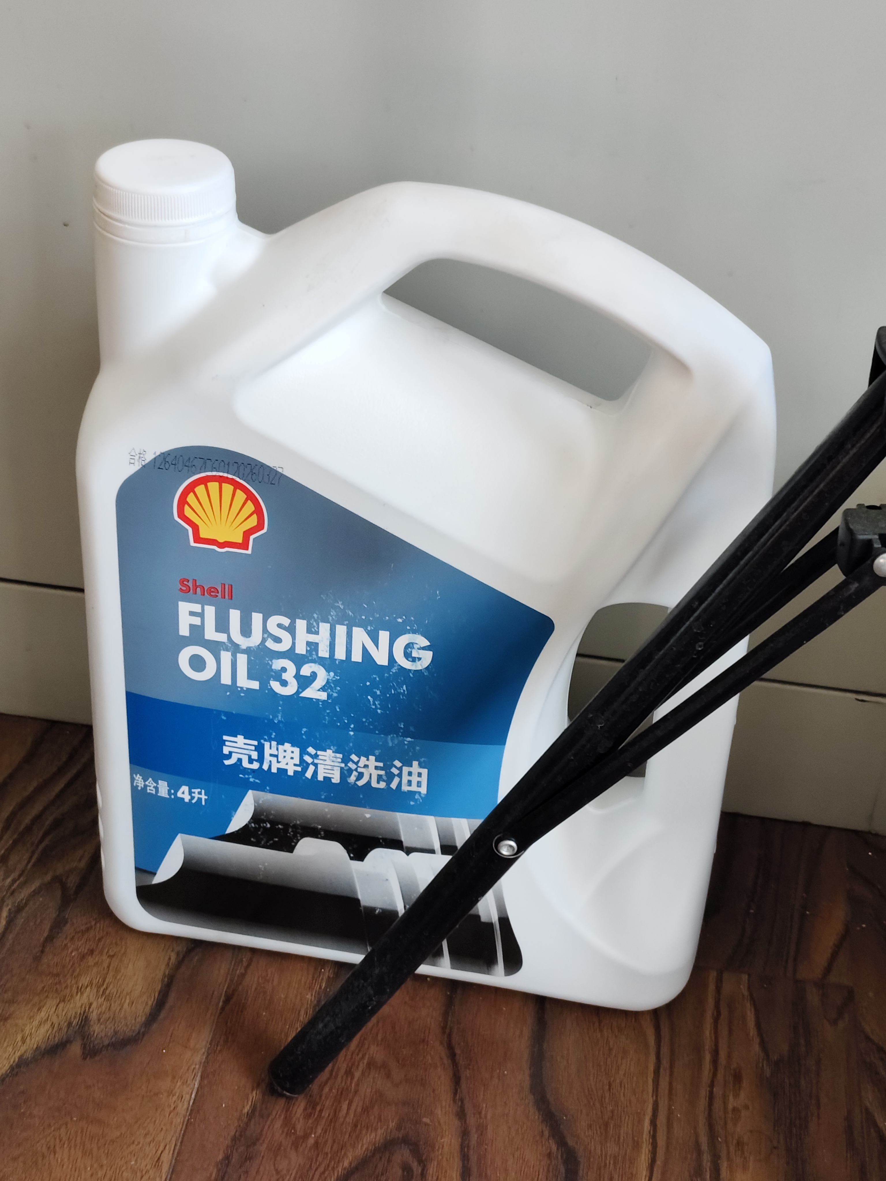 壳牌 (Shell) 发动机清洗油 4L 汽车用品 实拍图