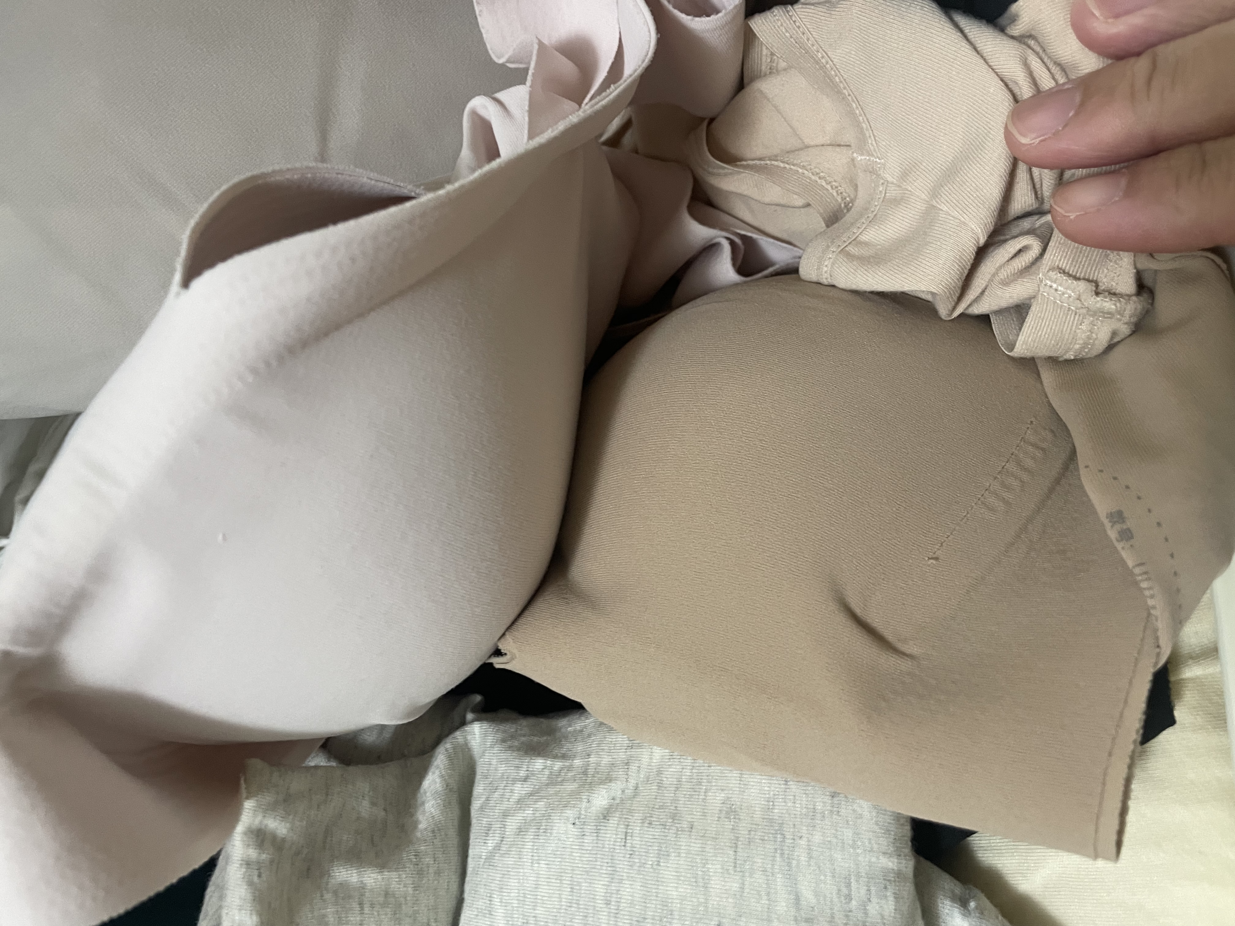ubras【2件装】无尺码免拆V领内衣女背心美背粉底液文胸透气无痕隐形 冷桃粉色+隐形肤色 实拍图