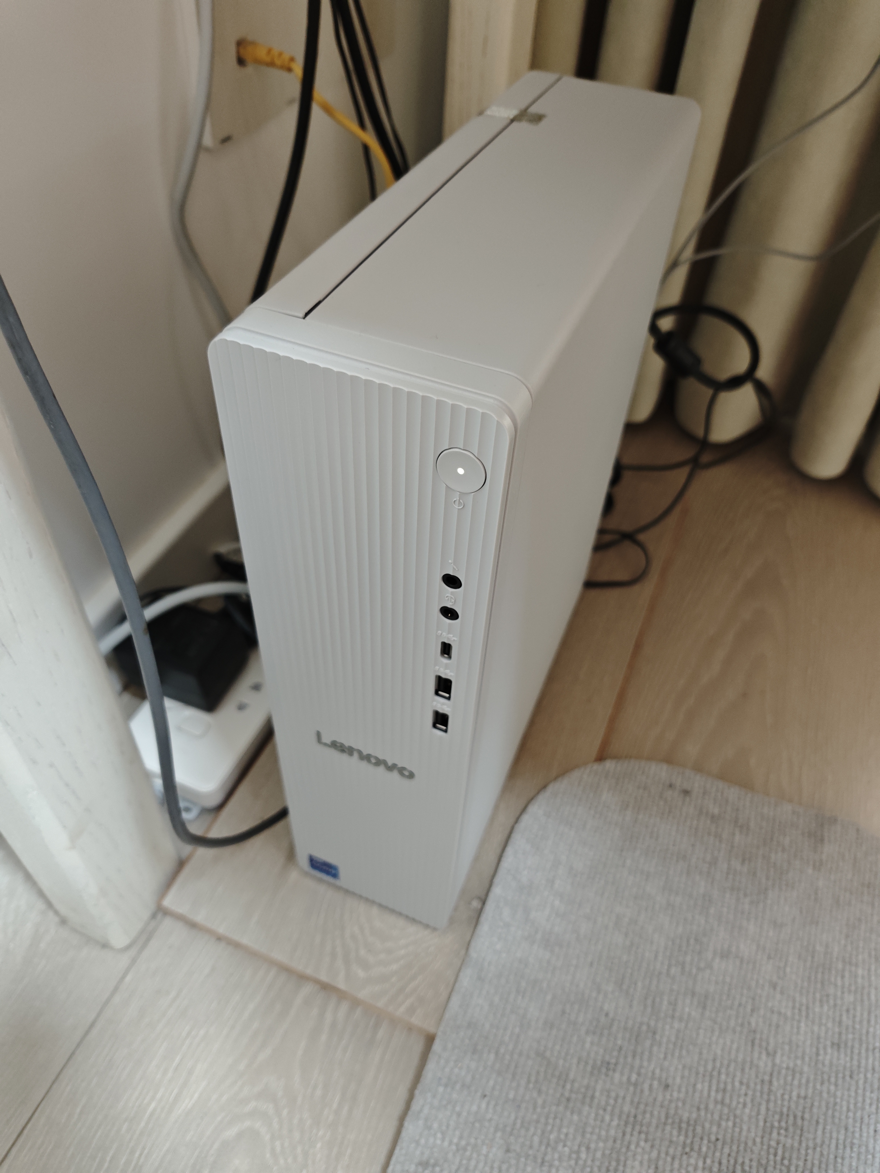联想（Lenovo）天逸510S 尊享版商务办公台式机电脑主机(酷睿14代i7-14700 16G DDR5 1TB SSD win11)23.8英寸 实拍图