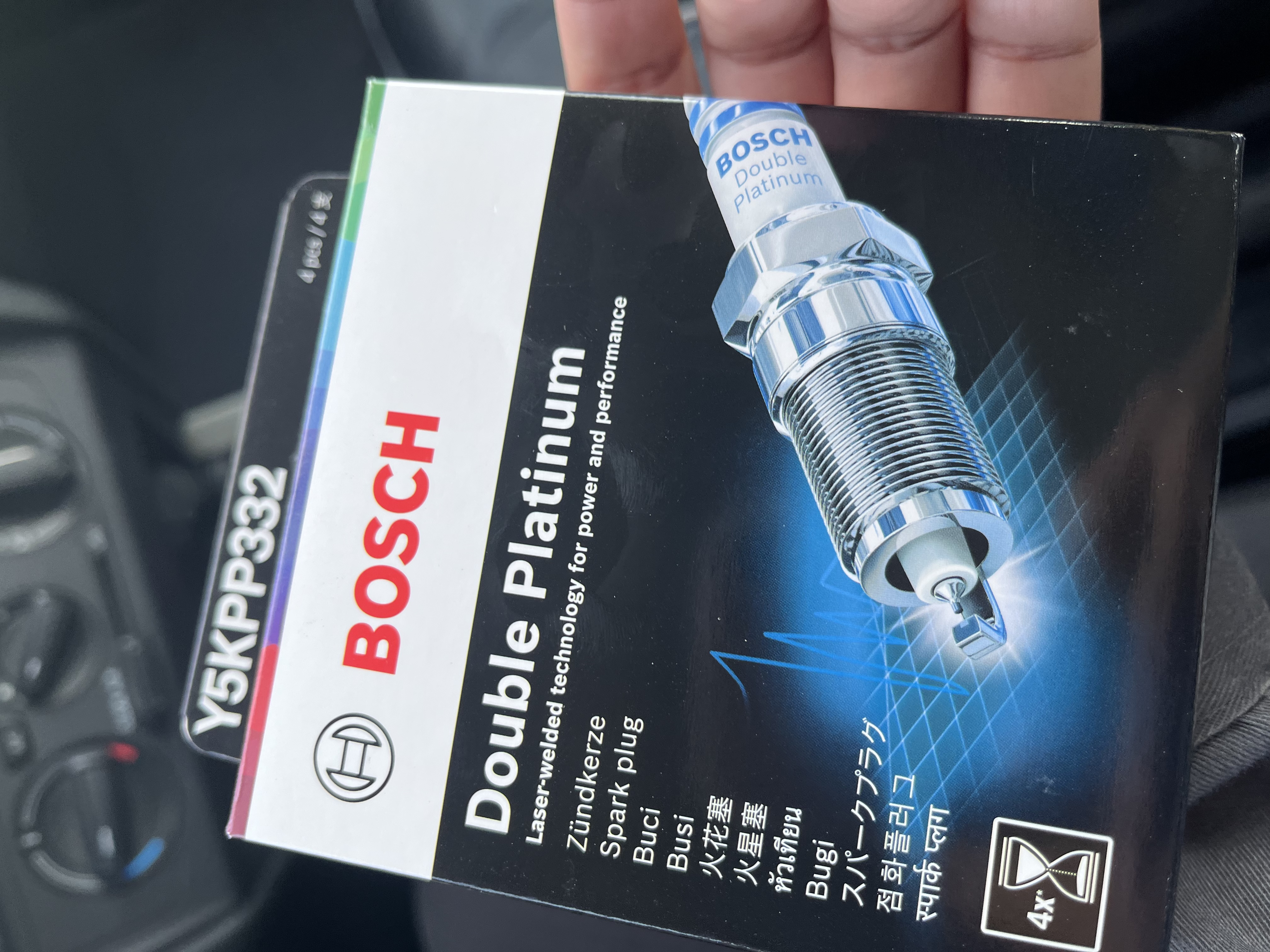 博世（BOSCH）博世原装 汽车火花塞/适用于 双铱金火花塞（套装四支价） 斯柯达明锐 晶锐 昕动 昕锐 速派野帝【配双铂金】 实拍图