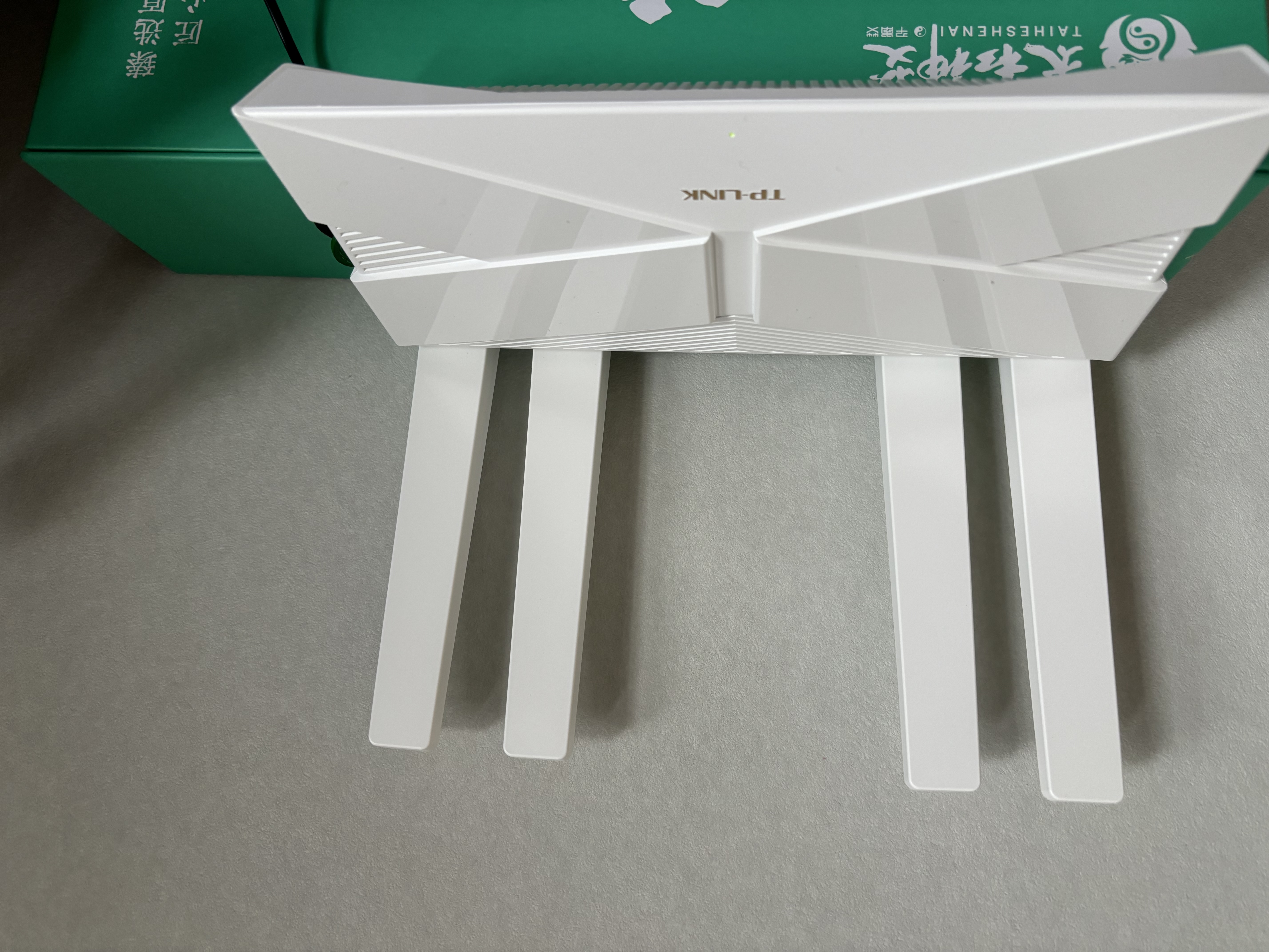 普联（TP-LINK） 大道AX3000满血WiFi6千兆无线路由器 5G双频家用穿墙 Mesh 3000M无线速率 信号增强 易展 XDR3010 实拍图