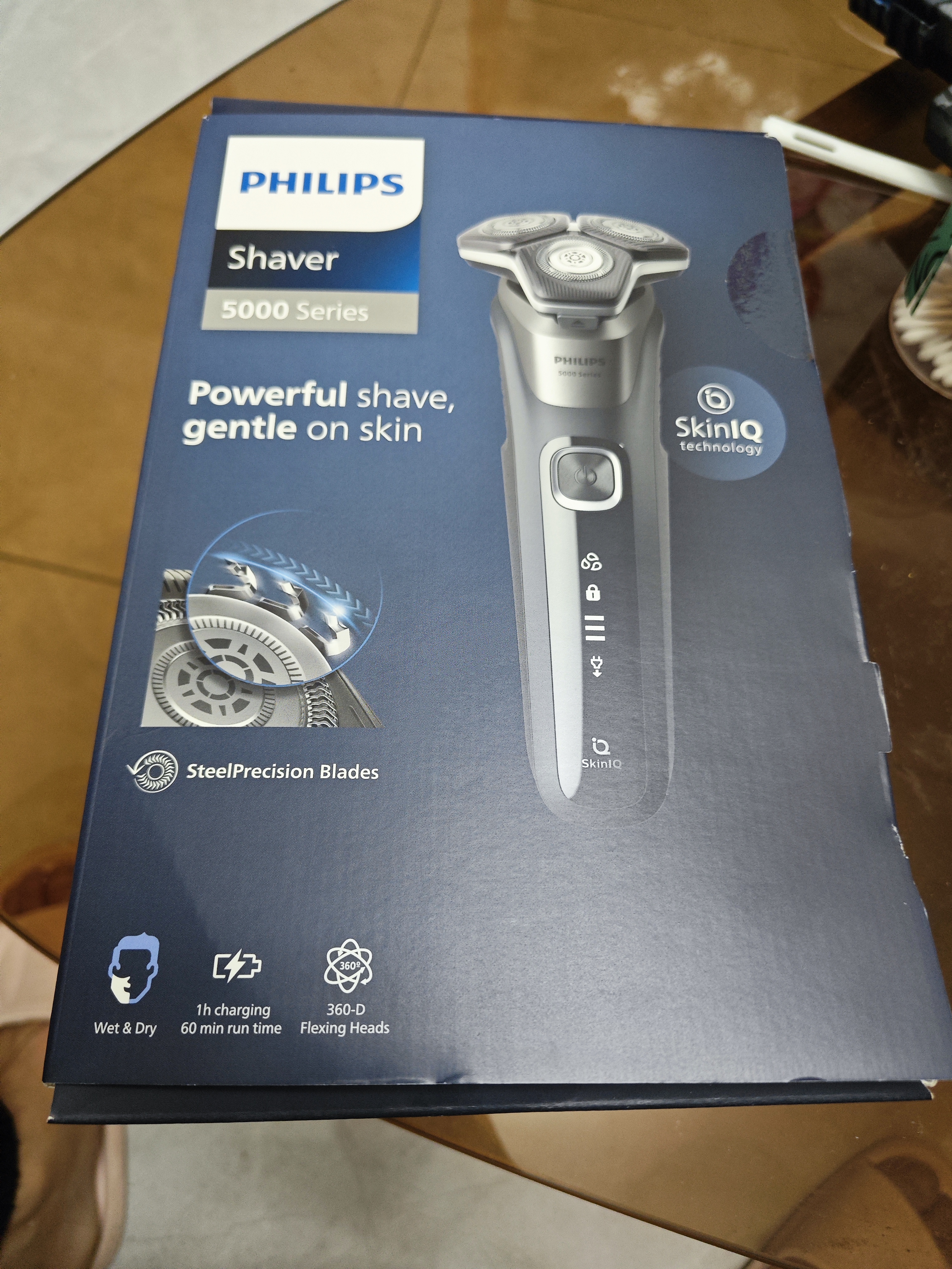 飞利浦（PHILIPS）【进口爆款】电动剃须刀男士刮胡刀 旋护5系pro 荷兰原装进口旋转剃须刀S5887生日礼物送男友老公 实拍图