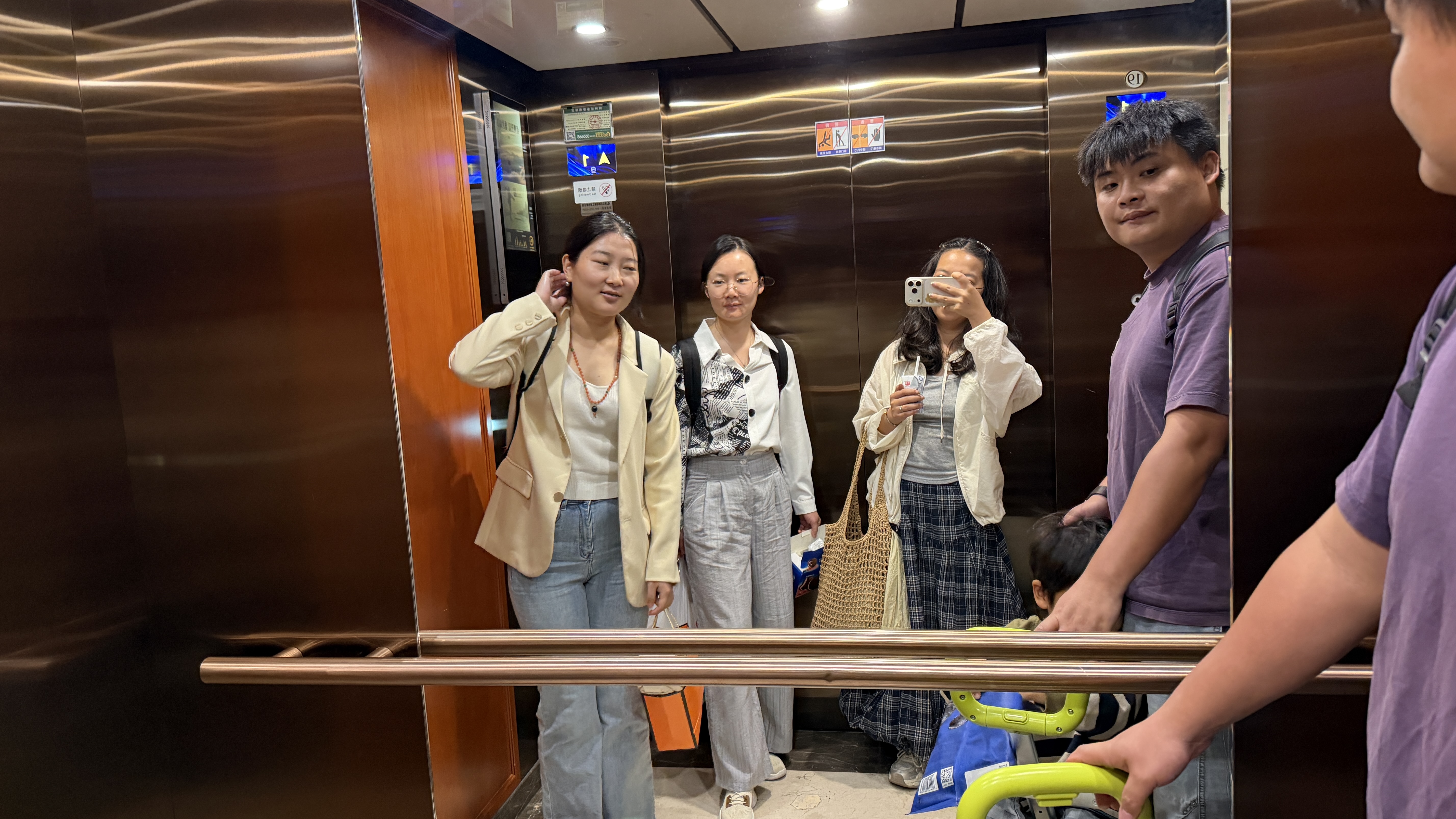 ALLEK儿童男女遛娃行李箱宝宝可坐骑行旅行箱登机拉杆箱出行神器 实拍图