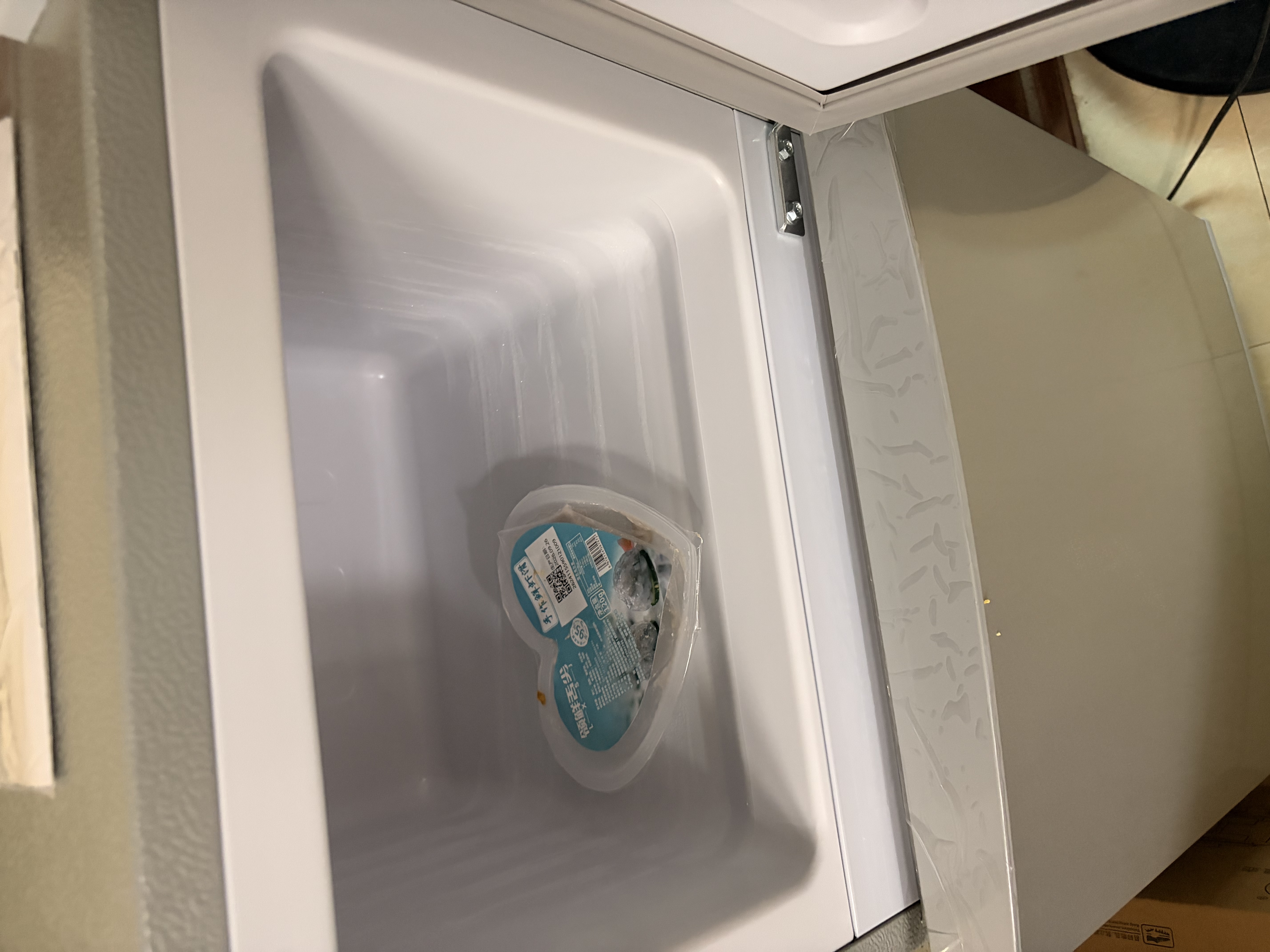 奥克斯（AUX）小冰箱家用小型迷你冷藏冷冻两用出租房宿舍用节能省电寝室办公室电冰箱 【节能省电】176银色【高效保鲜 铜管速冷】56L 实拍图