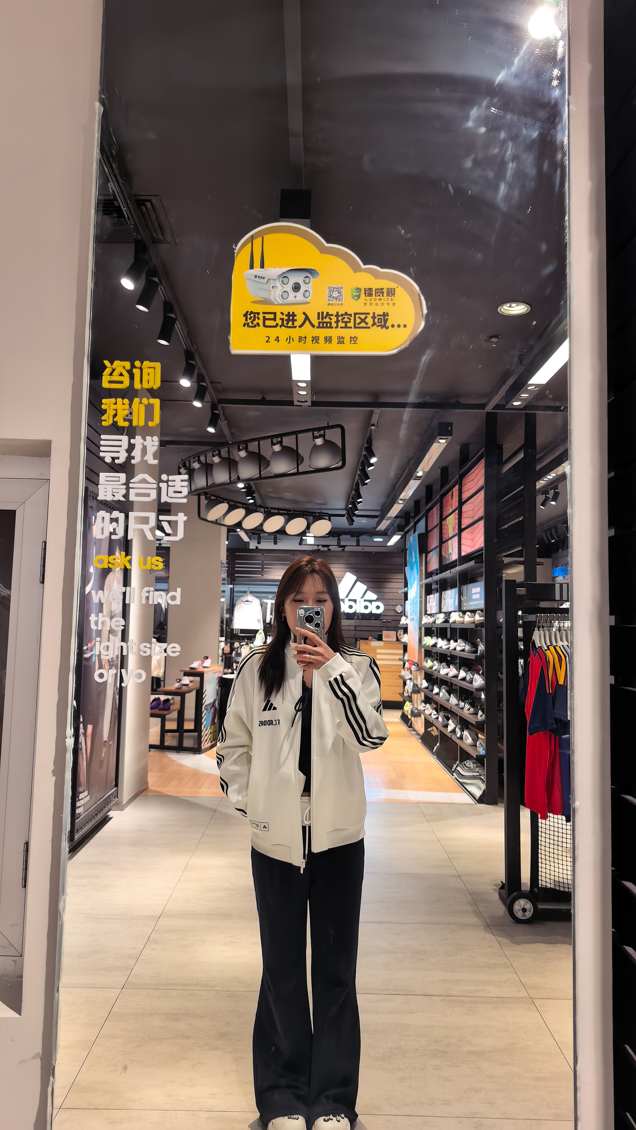 心楠洞洞鞋女款夏季2026新款松糕厚底踩屎感凉鞋显高外穿包头拖鞋子 黑白煤球38-39【适合37-38的脚】 实拍图