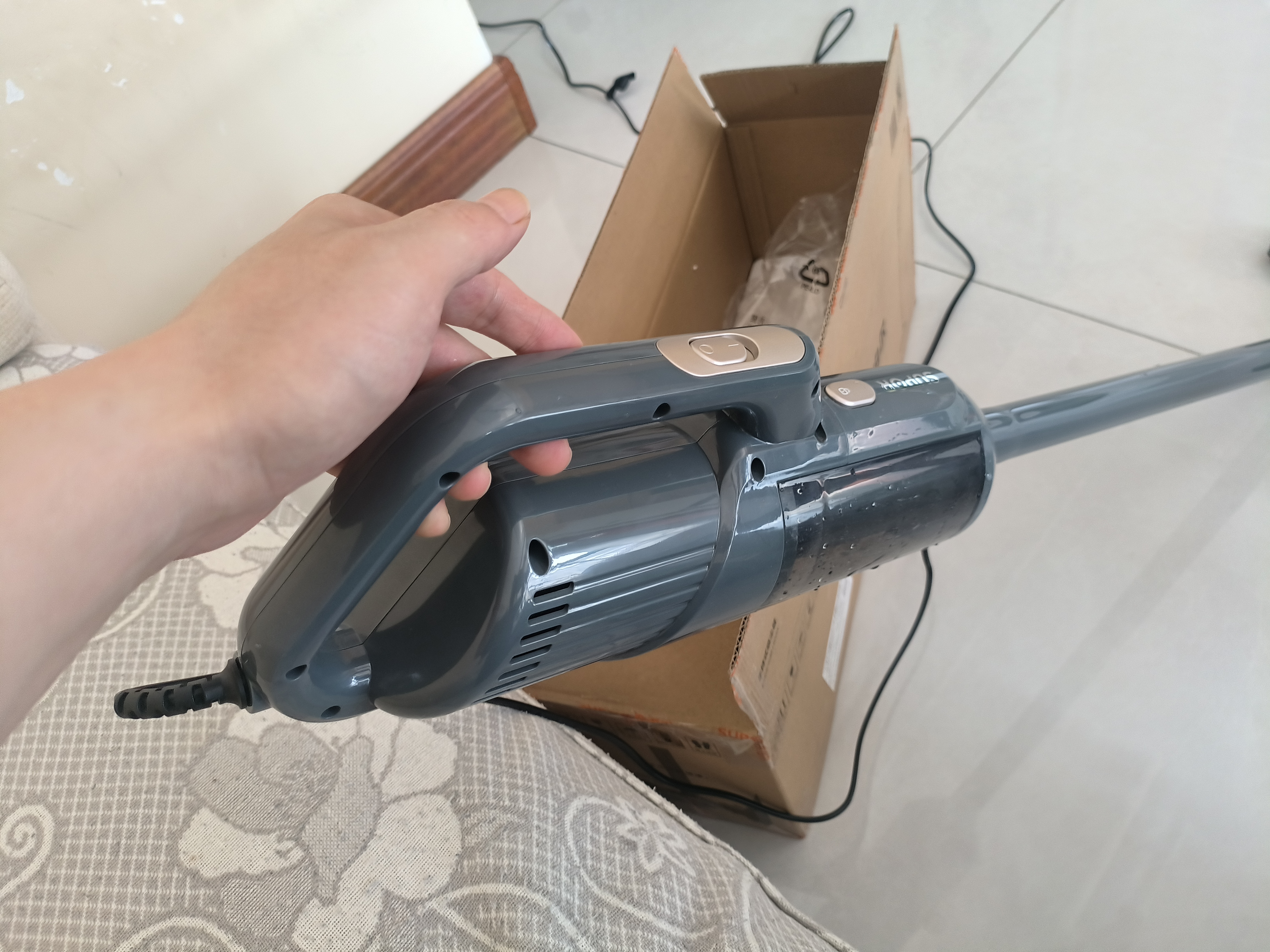 苏泊尔（SUPOR）吸尘器19KPa家用有线手持推杆地毯两用大吸力除尘吸灰大功率全屋清洁C3S 实拍图