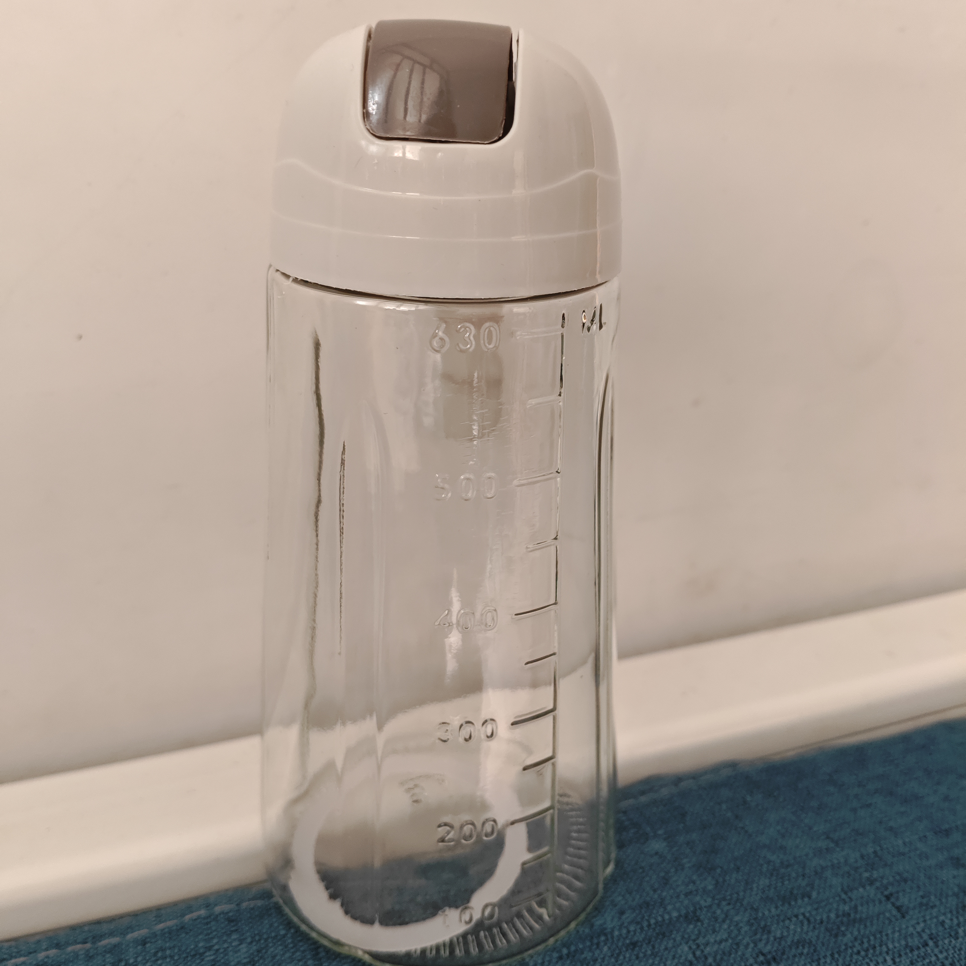【京东物流配送】油壶自动开合油瓶厨房玻璃油罐醋壶酱油瓶防漏 自动开合油壶1个630ml 实拍图