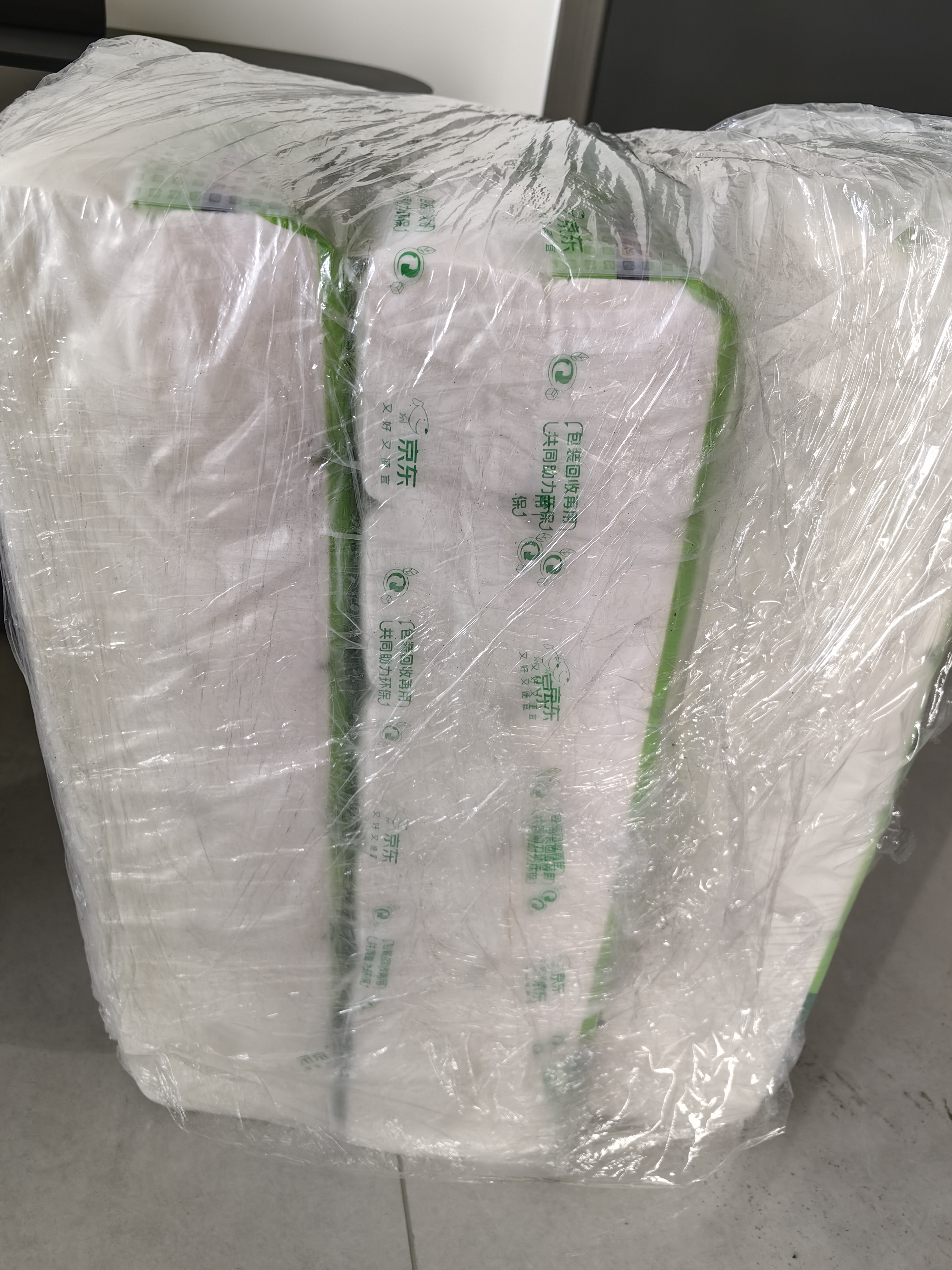 心相印无芯卷纸云感柔肤4层117克*12卷 可冲散厕纸 卫生纸巾 单提装 实拍图