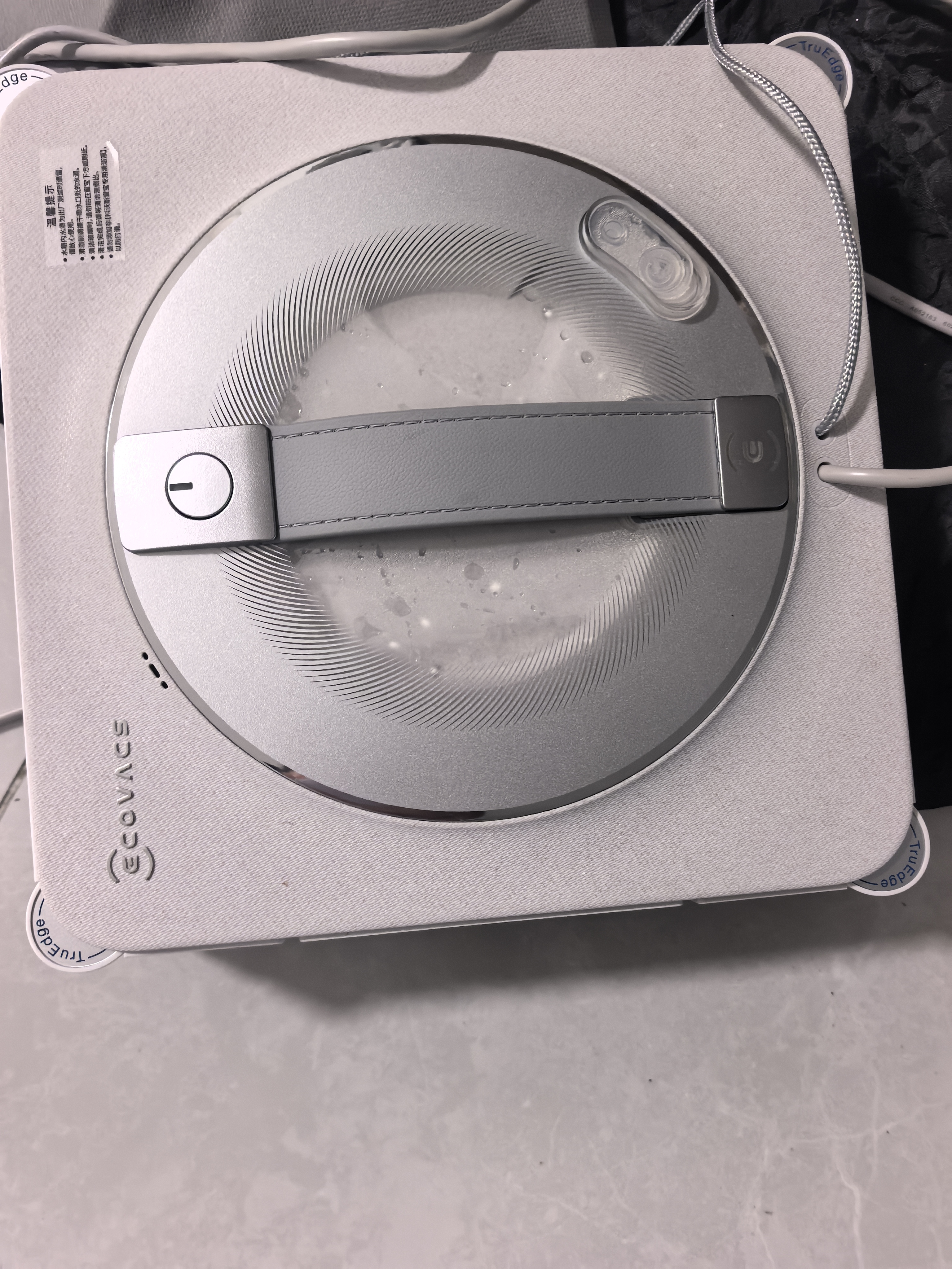 科沃斯窗宝擦窗机器人W2S PLUS自动擦玻璃喷水湿擦家用擦窗高层户外擦玻璃神器家用 实拍图