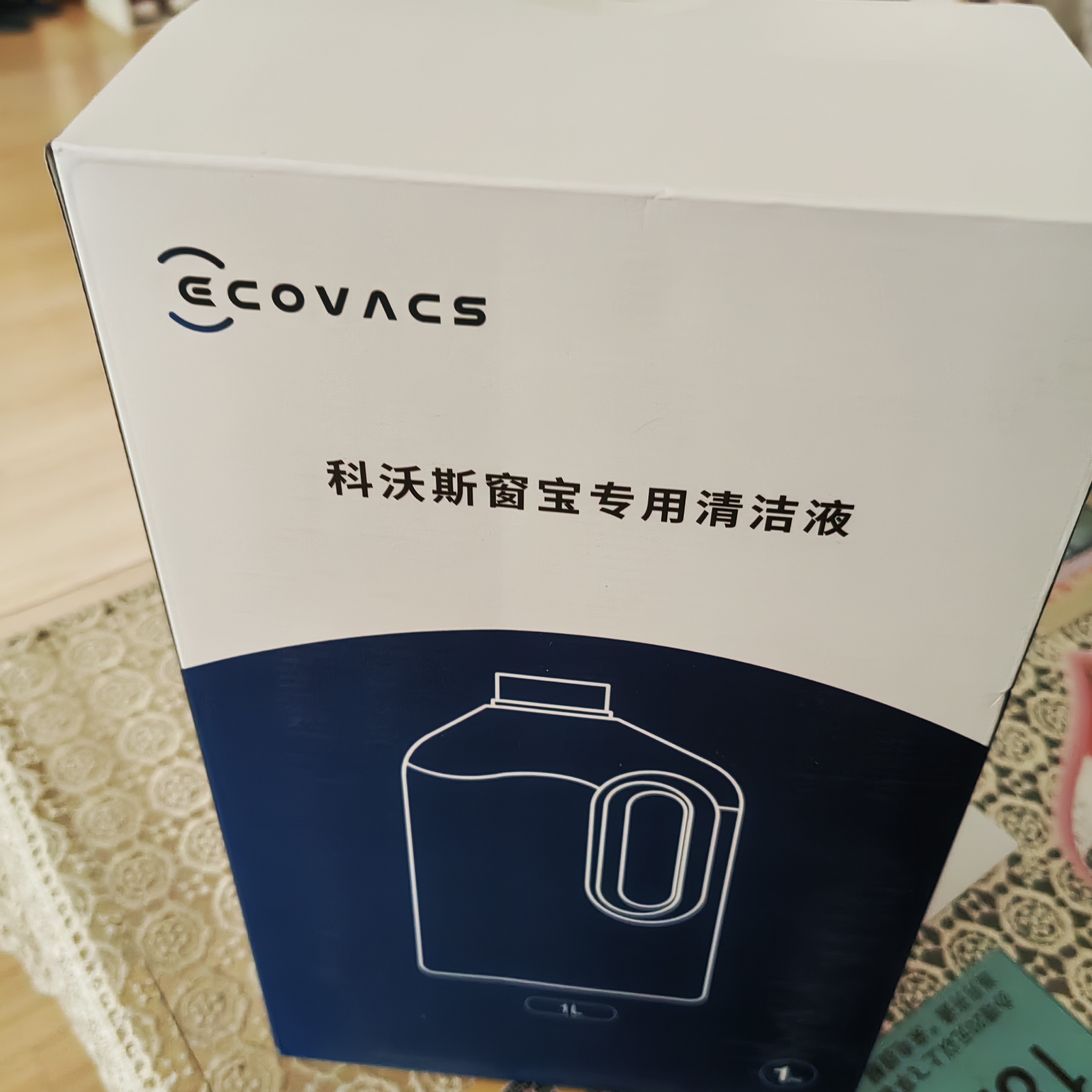 科沃斯擦窗机器人配件窗宝专用玻璃清洁液 1L装（适用于全部窗宝）【配件】 实拍图