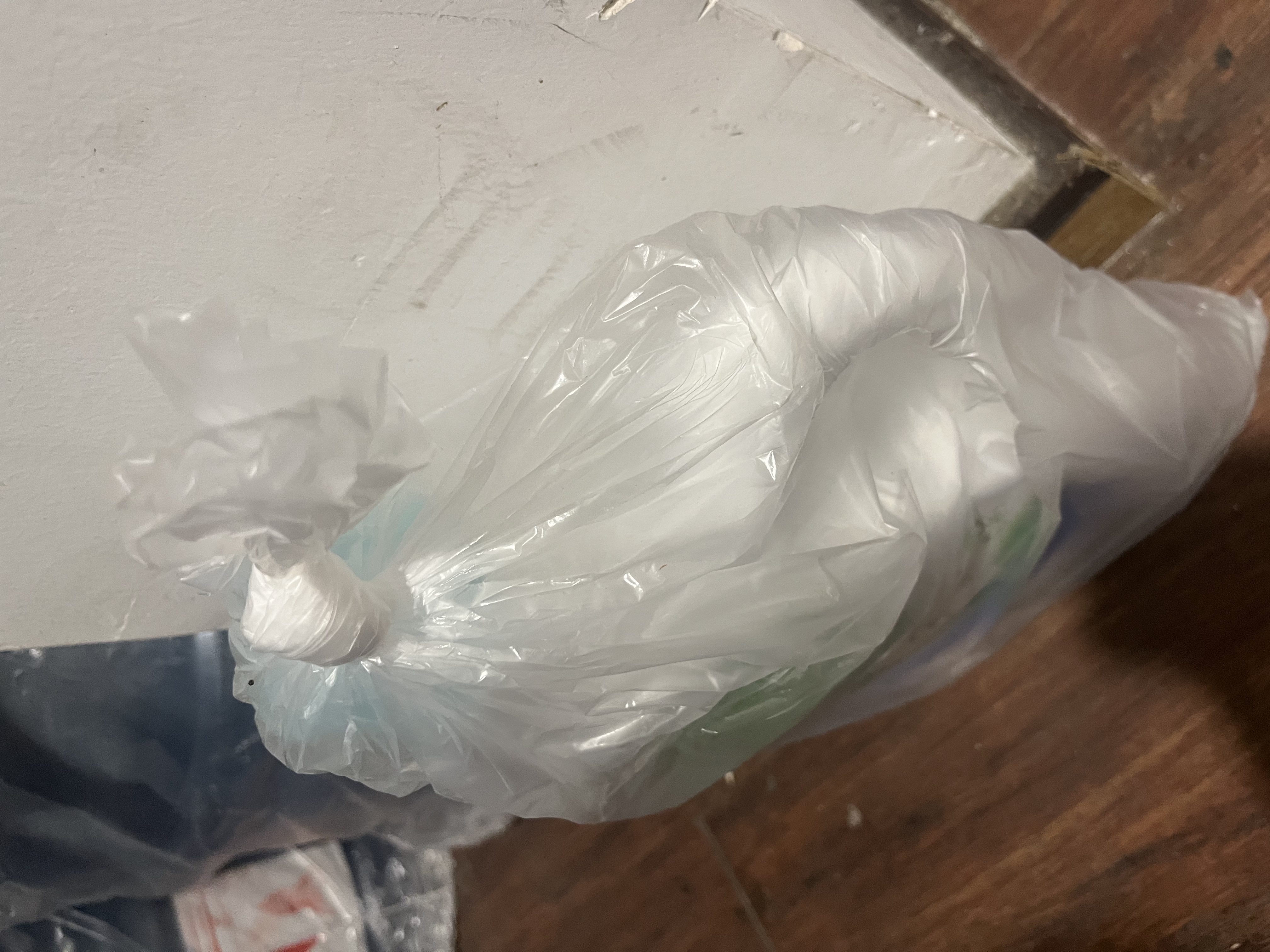 威露士la有氧洗衣液松木香组合装14.36斤(瓶2L+1L+袋1L*4+内衣净90ml*2) 实拍图