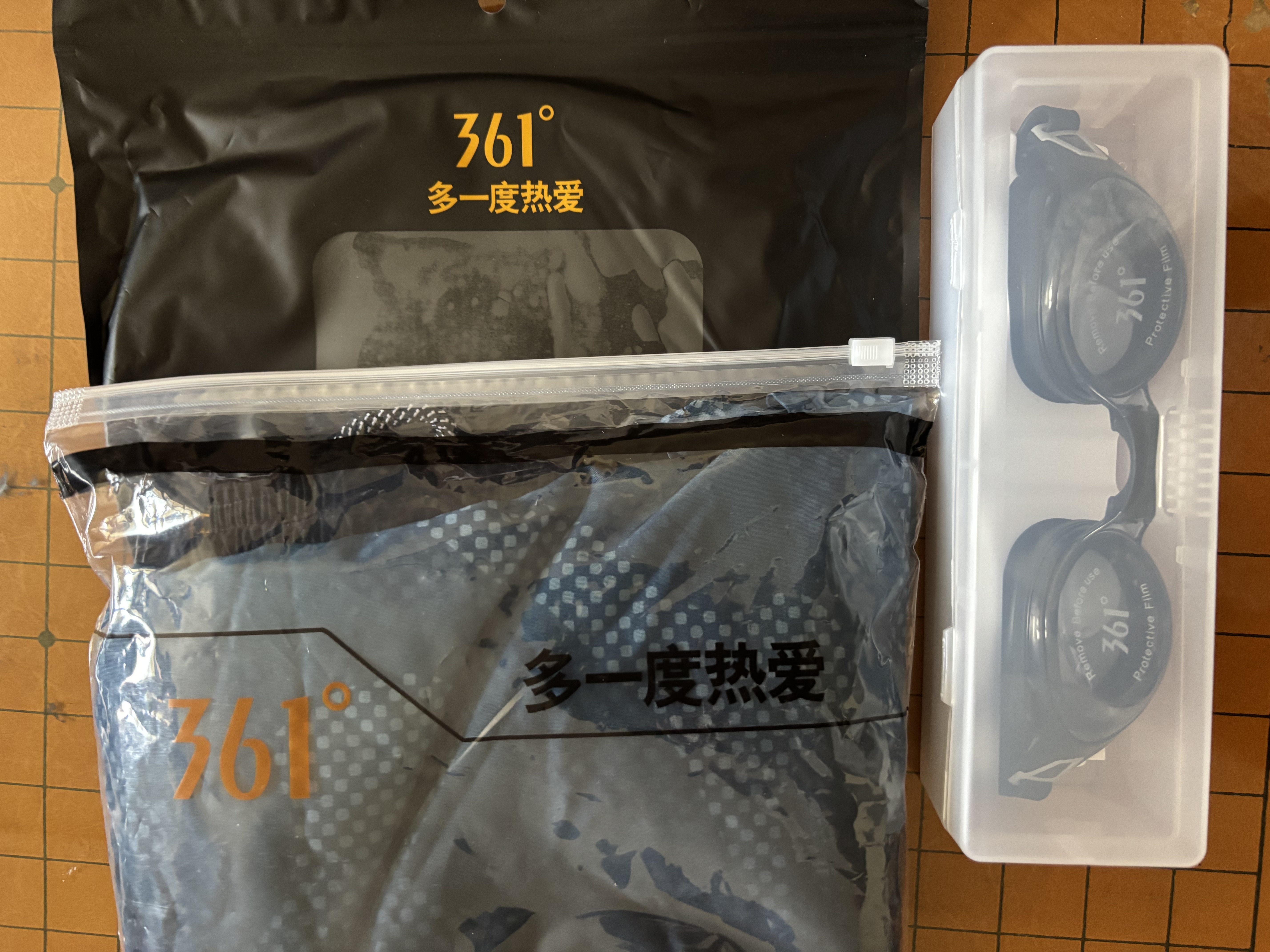 361°泳裤男泳镜泳帽三件套装平角双层防尴尬大码专业训练速干游泳装备 实拍图