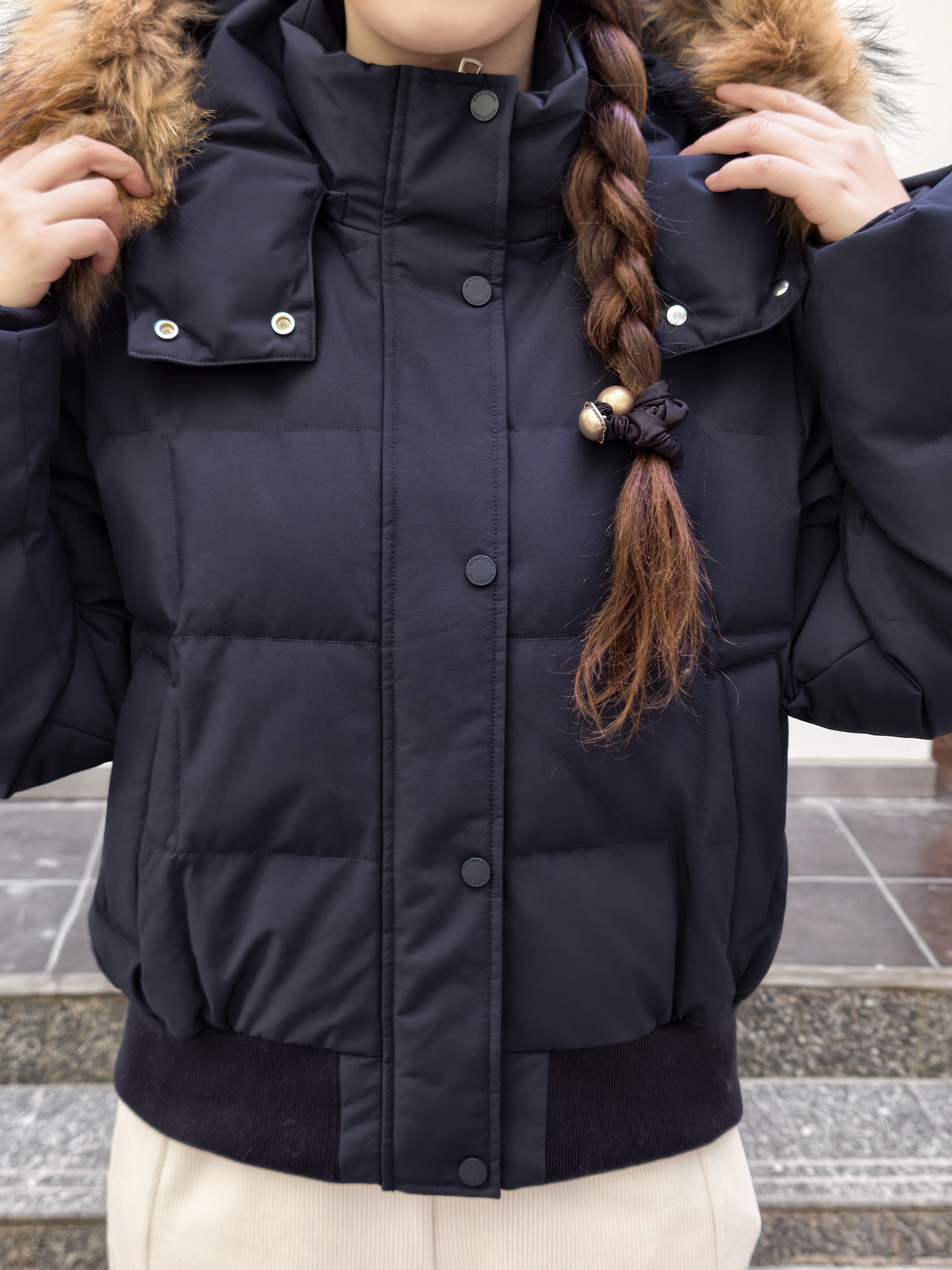 波司登【谷爱凌同款】26年冬休闲女款毛领脱卸帽短款羽绒服B260245362 实拍图