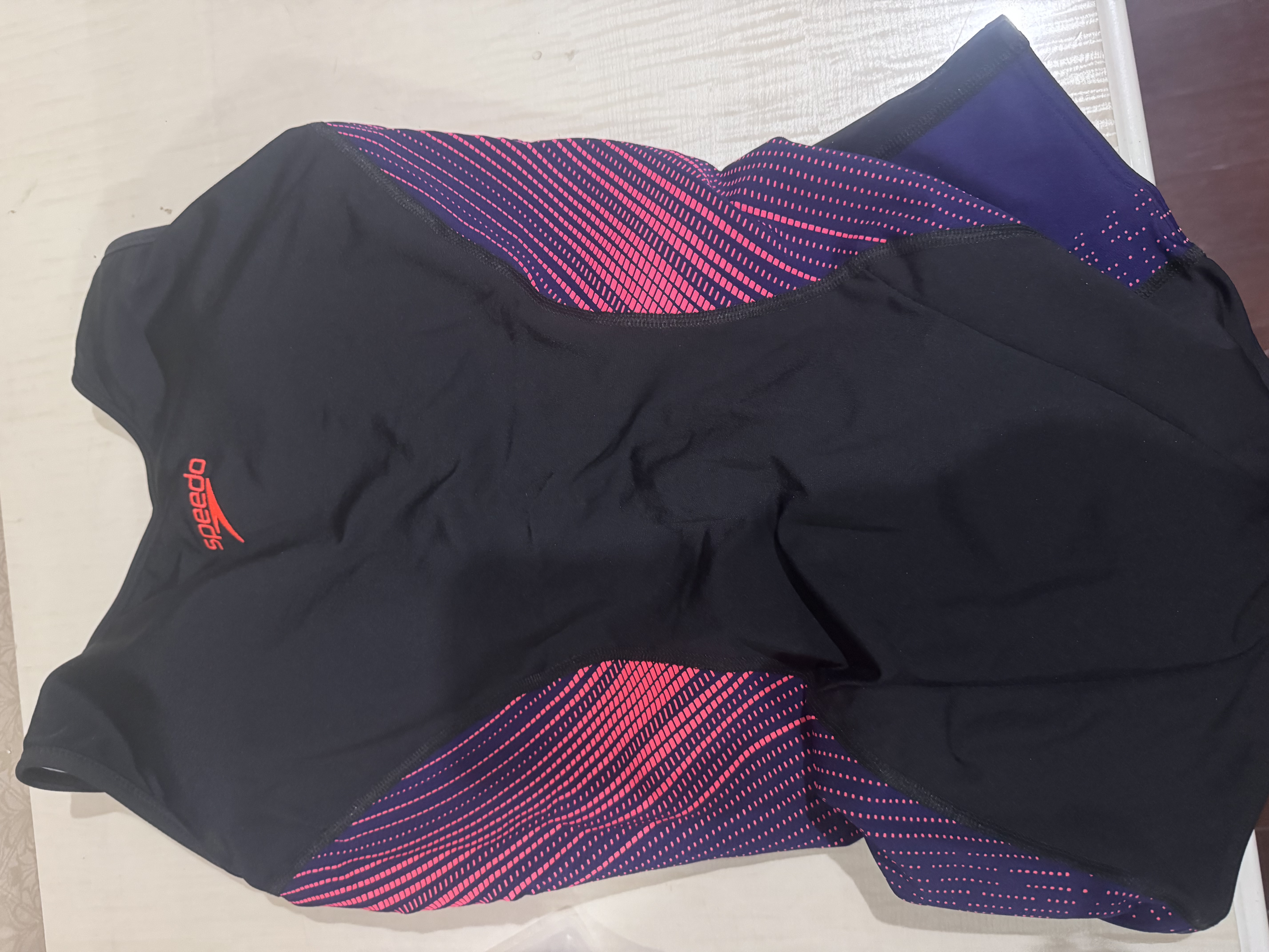 速比涛（Speedo）唐钱婷同款女士泳衣健身训练防晒修身显瘦遮肉连体泳衣 黑/紫38 实拍图