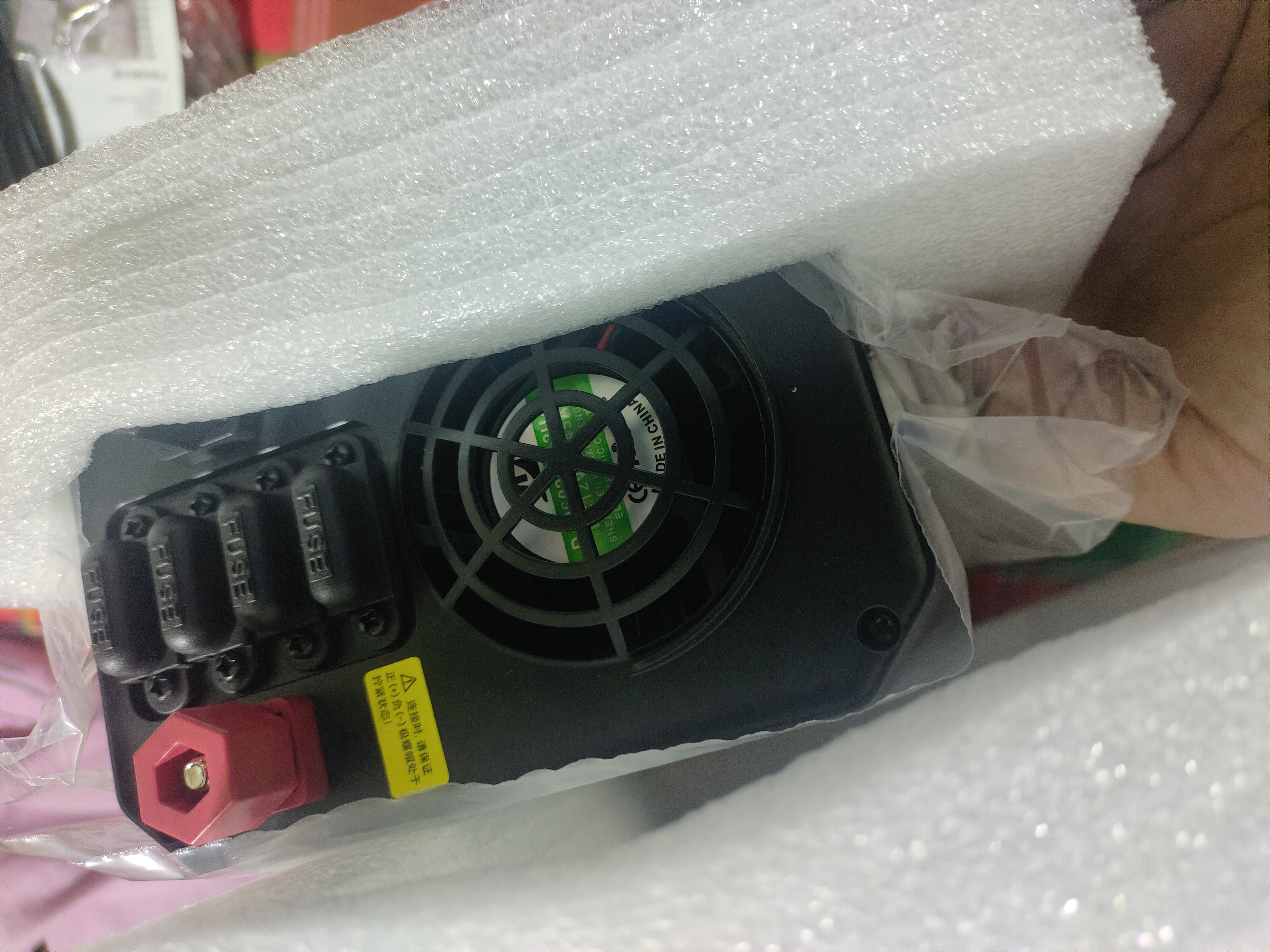 百事泰（BESTEK）逆变器大功率车载逆变转换器12V转220V实标1000W 户外电源设备 实拍图
