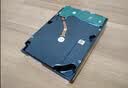 希捷（SEAGATE）NAS硬盘 4TB 256MB 机械硬盘 CMR垂直 静音低耗 数据恢复服务 3.5英寸 希捷酷狼 ST4000VN006 实拍图