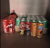 可口可乐（Coca-Cola）经典口味 汽水饮料 碳酸饮料 330ml*24摩登/主题罐 随机发货 实拍图