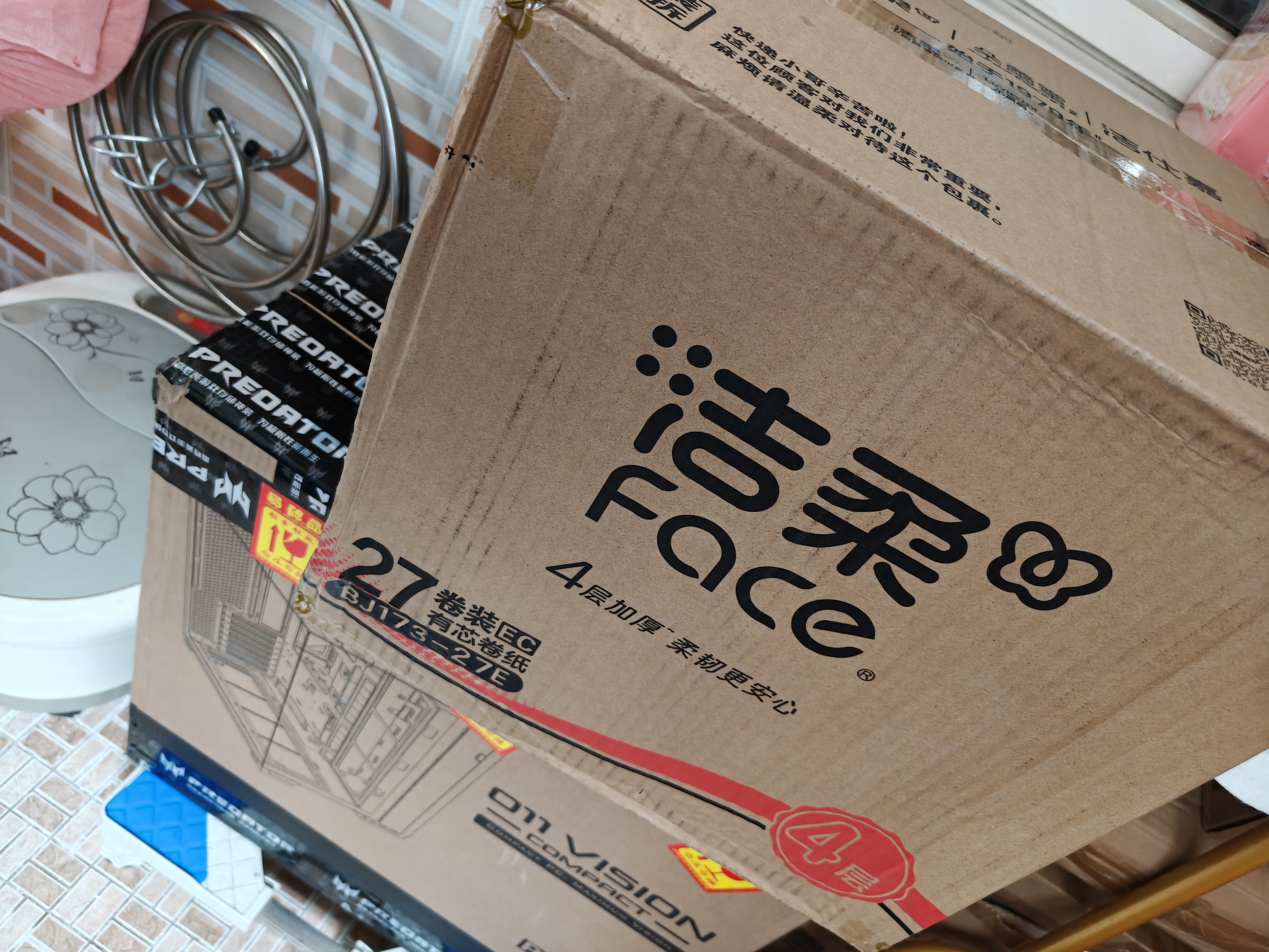 洁柔抽纸 黑Face3层150抽*18包 古龙香水味 大规格M码亲肤可湿水 整箱 实拍图
