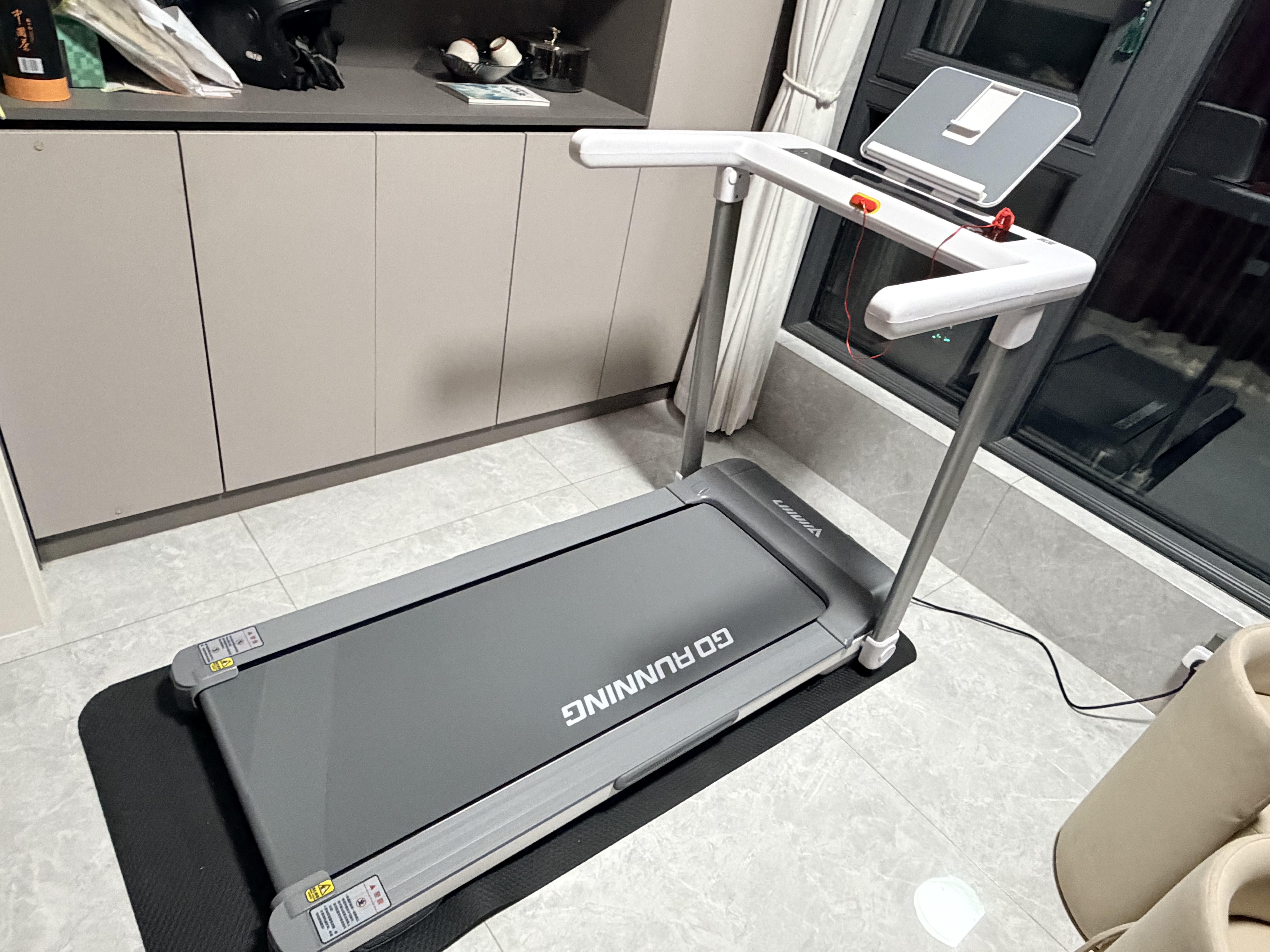 立久佳雪影Z7Pro爬坡跑步机智能家庭用折叠减震静音健身房器材 10°大坡度/25档电动调节/全折叠收纳 实拍图