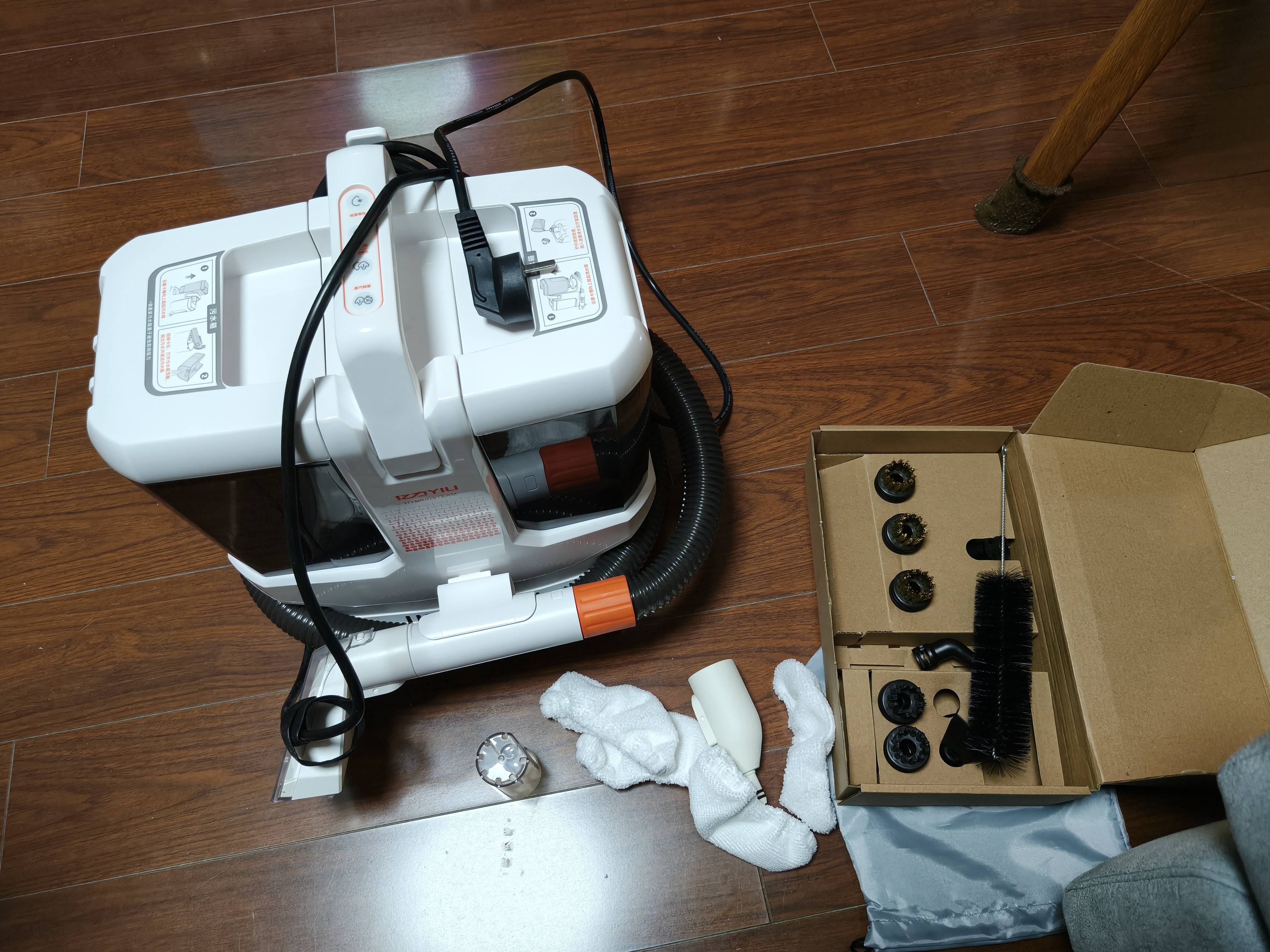 亿力布艺清洗机【100°C高温蒸汽】洗吸一体地毯沙发床垫窗帘清洁机油烟机空调擦窗玻璃多功能神器MC10 实拍图