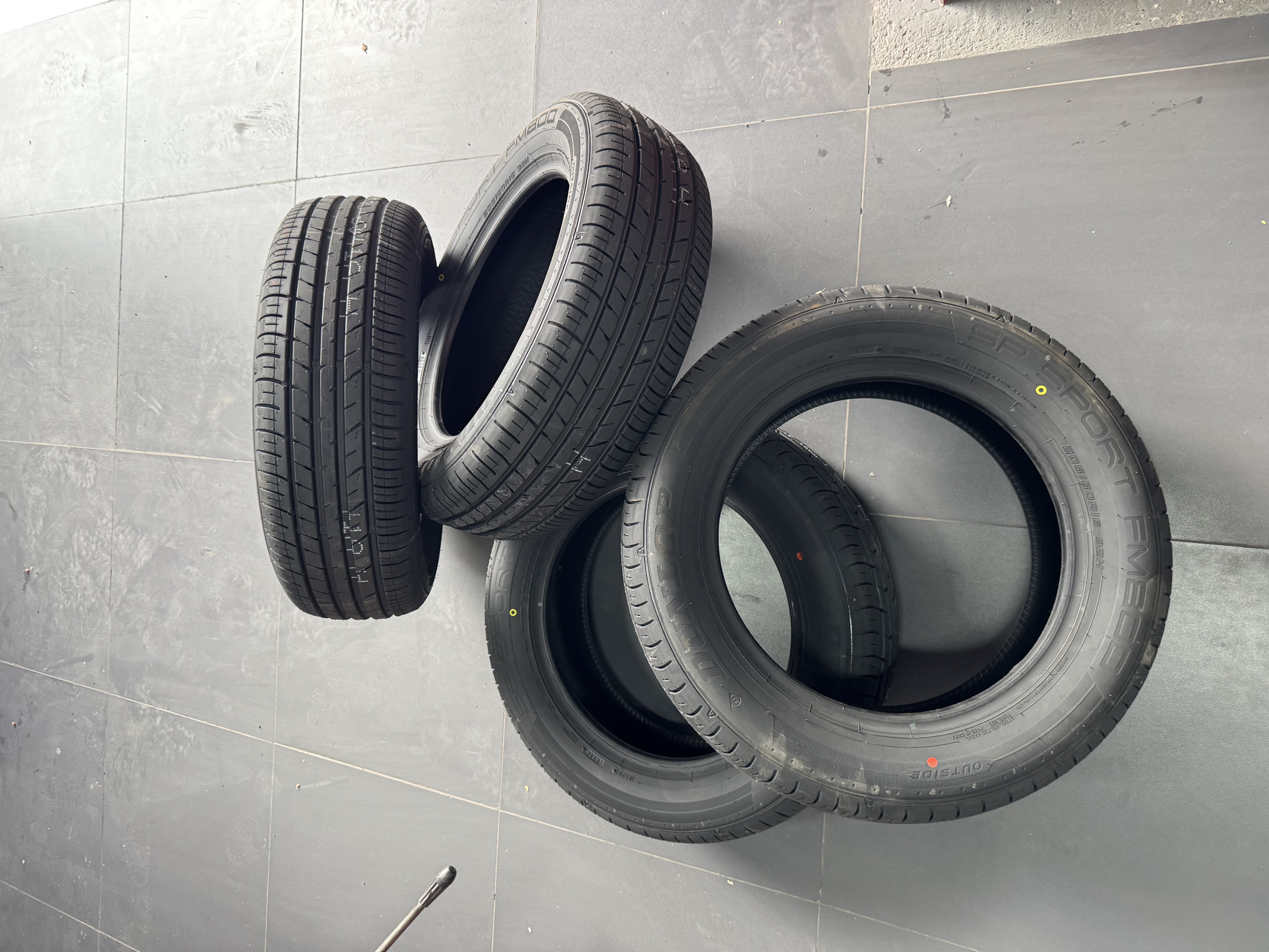 邓禄普（DUNLOP）汽车轮胎 205/60R16 92H SP SPORT FM800适配奥迪A4L/帕萨特/轩逸 实拍图