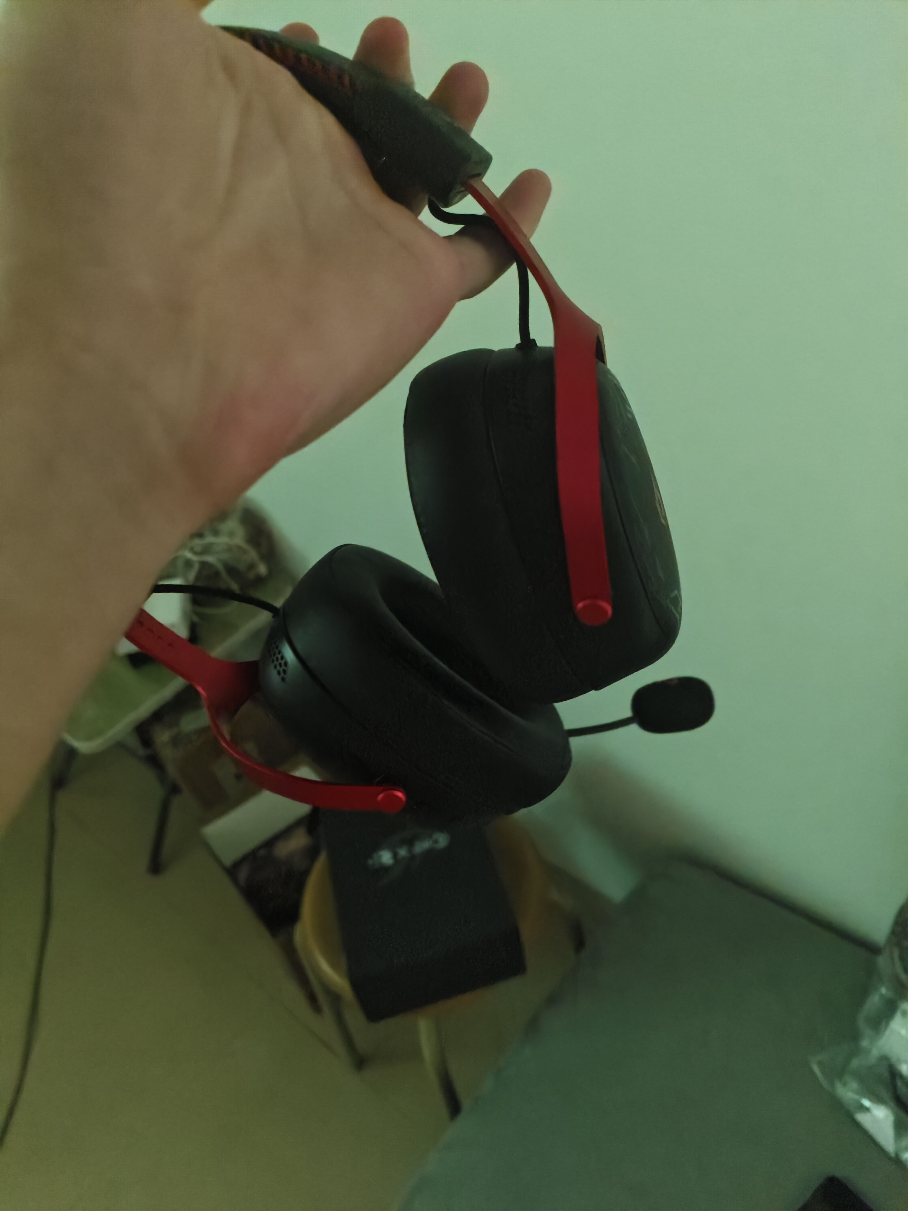iKF V11 Pro2.0【卡厄思梦境联名礼盒】四模游戏耳机头戴式无线FPS7.1声场三角洲吃鸡FPS专用  黑红色 实拍图