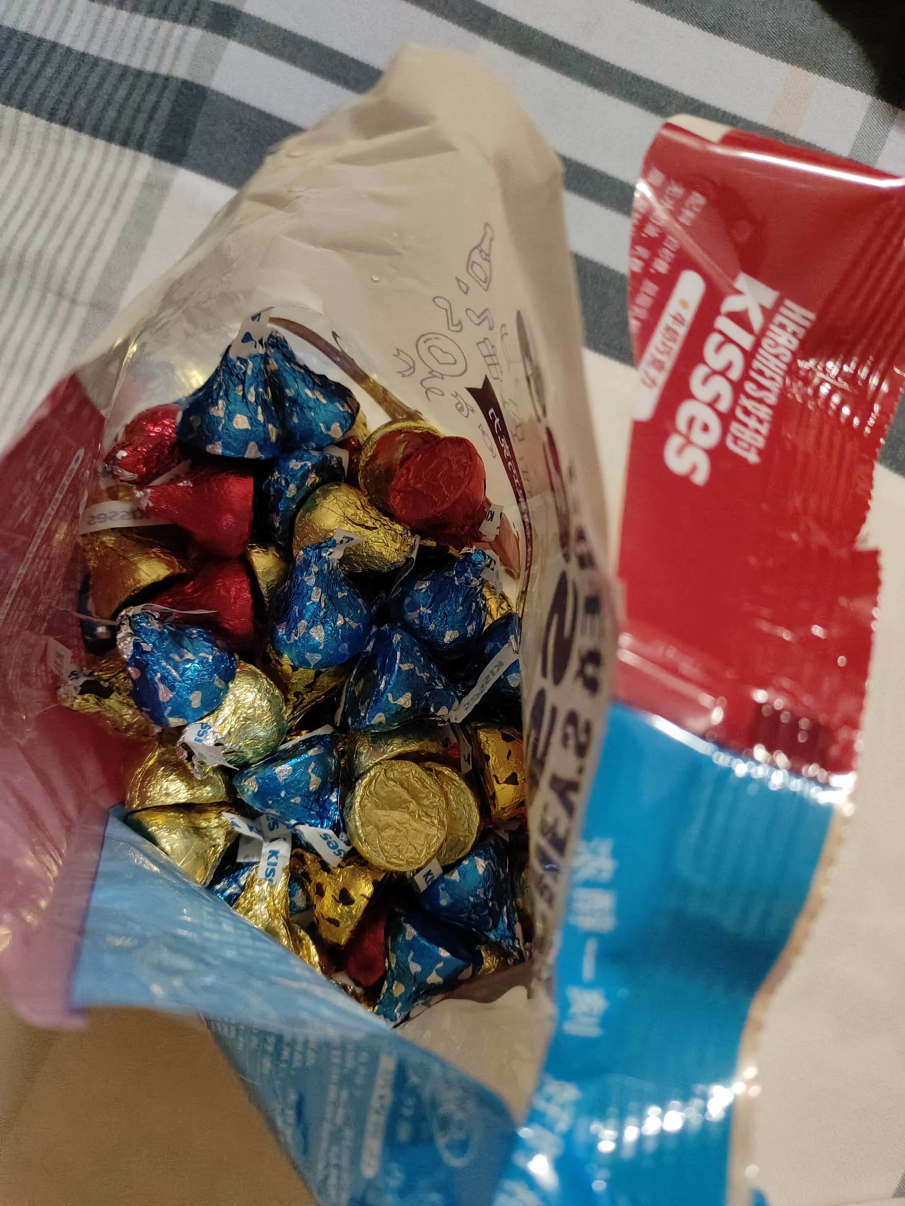 好时Kisses多口味糖果巧克力500g 休闲零食 婚庆喜糖  生日礼物女 实拍图