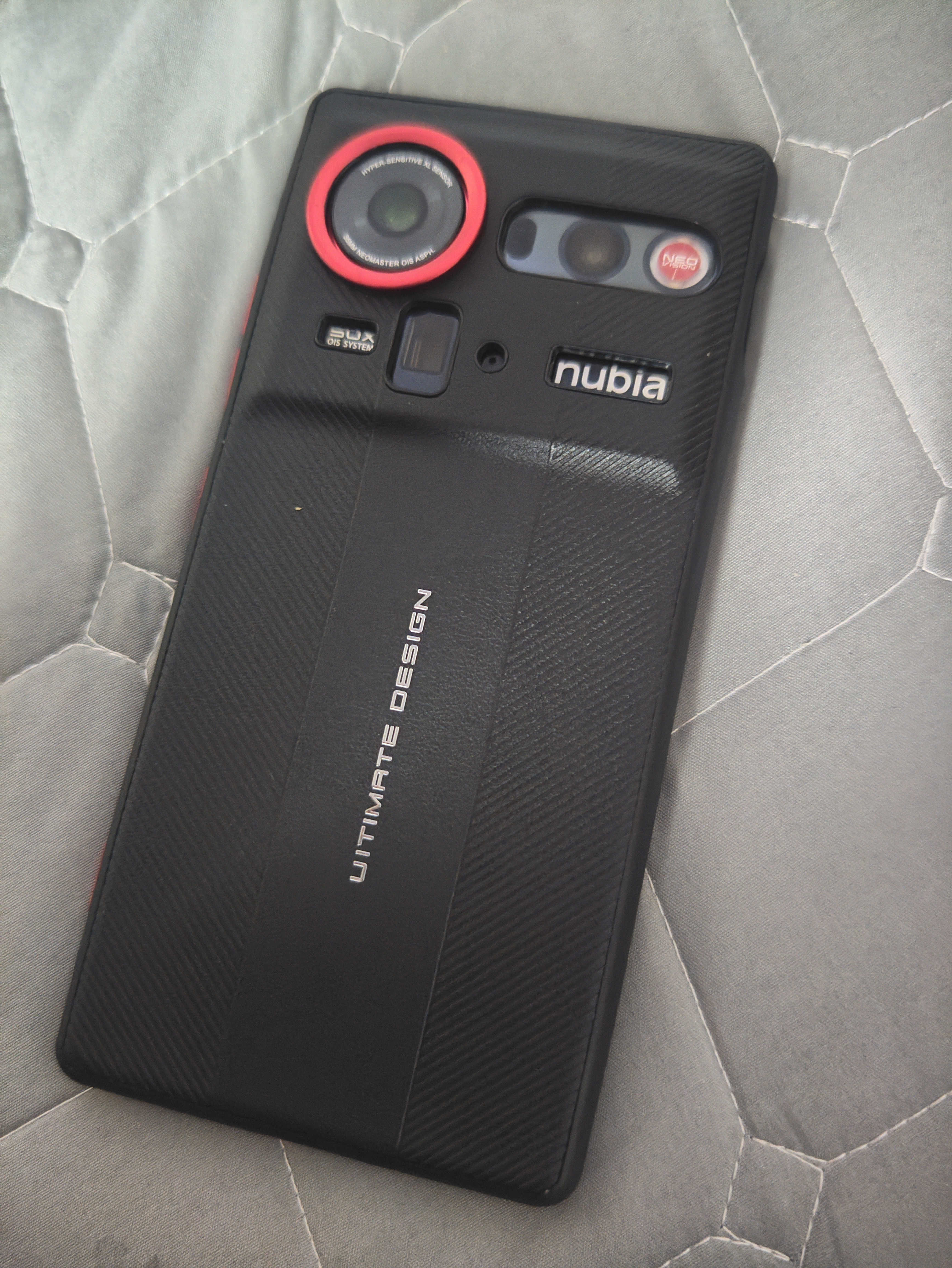 努比亚（nubia）Z80 Ultra 真全面屏 第五代骁龙8至尊版 红魔同款游戏引擎 16+512 魅影黑 5G游戏AI手机 国家补贴 实拍图