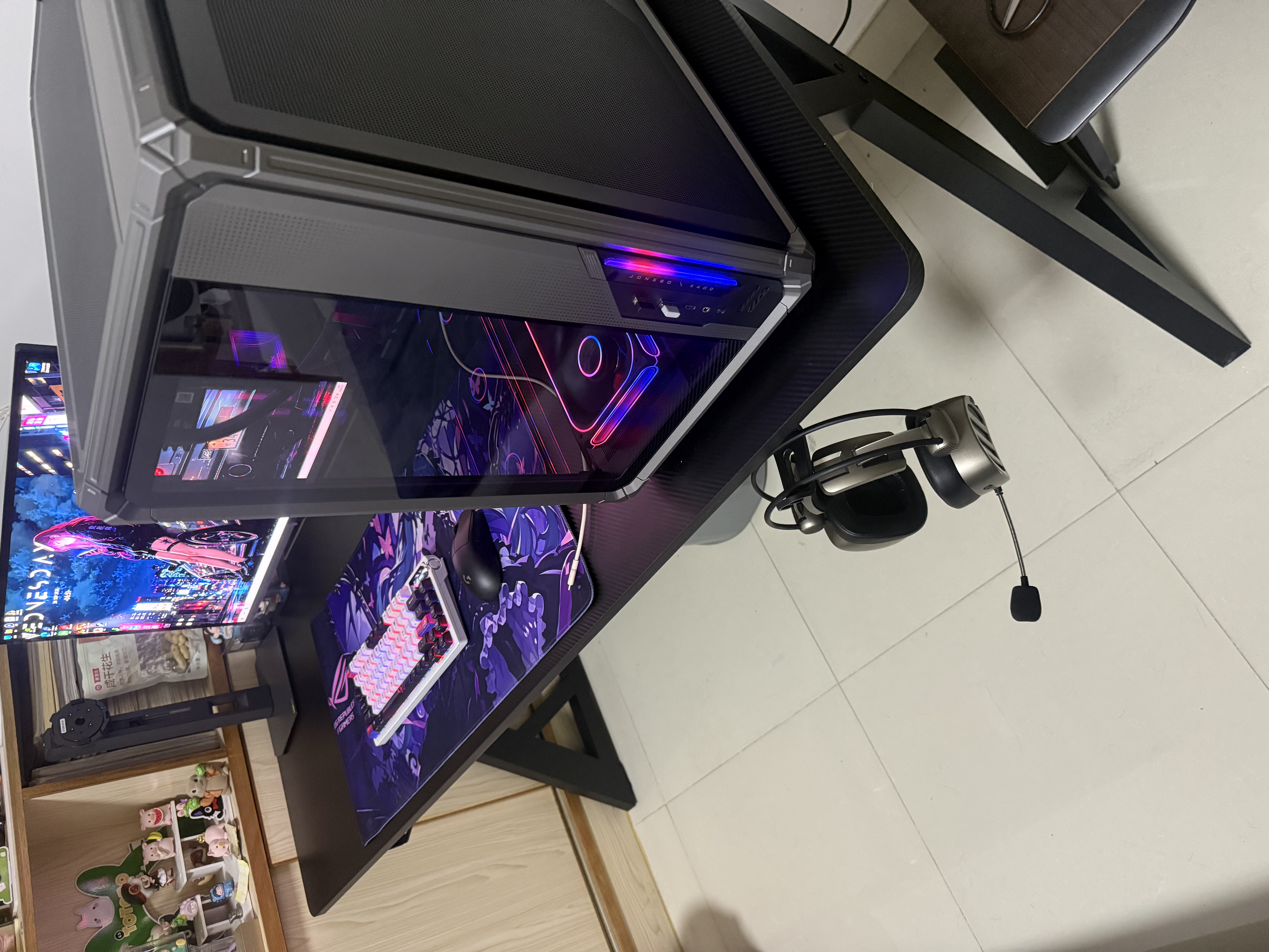 戟创AGKey-钛戟S3电竞桌台式电脑桌家用书桌可装机械臂桌子碳纤维色 【黑色标准款】进口松木芯｜ENF环保｜300KG承重｜ 160*75*75cm 二段分板 实拍图