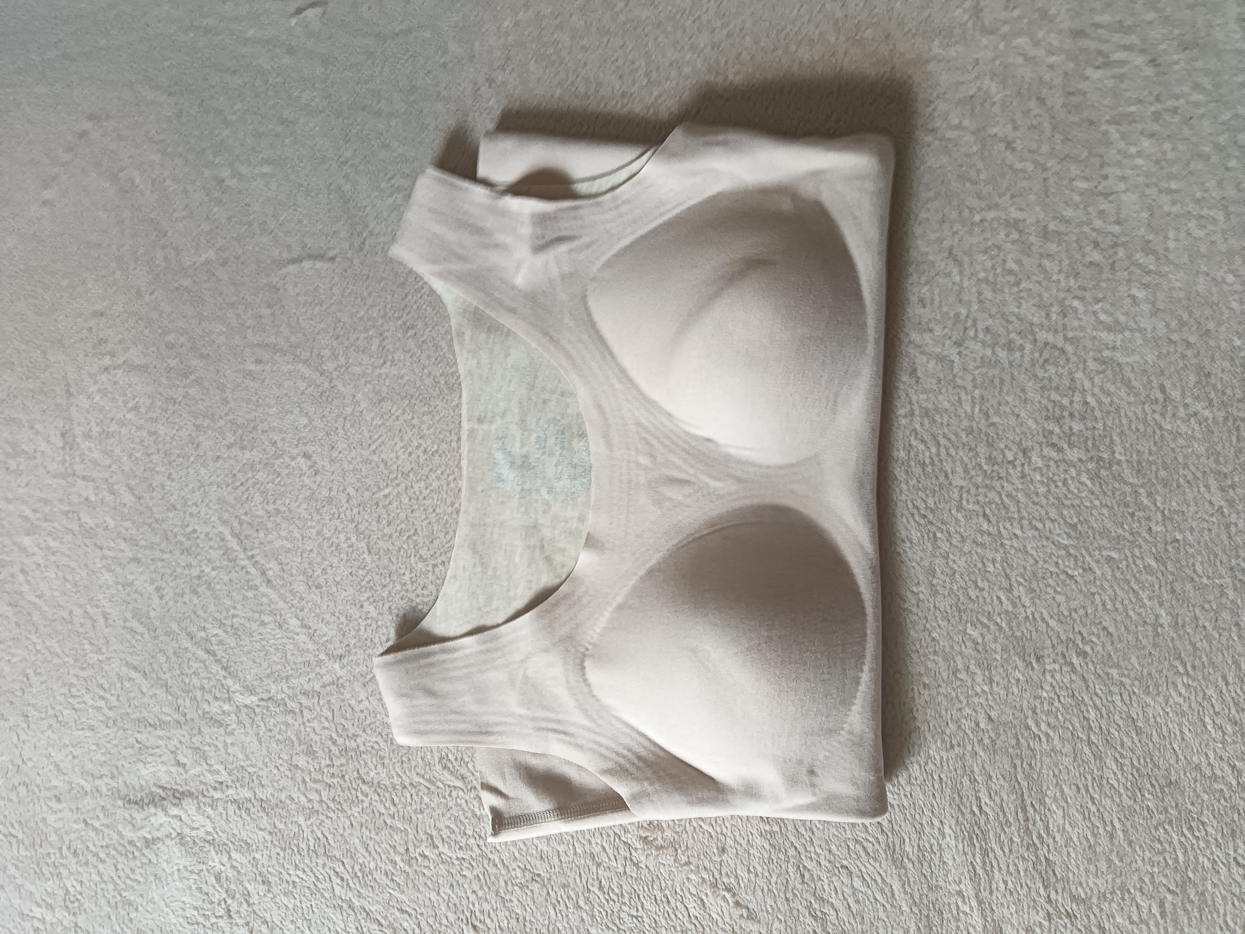 都市丽人德绒吊带带胸垫保暖女士背心女含羊毛蚕丝秋冬免穿文胸女士马甲 实拍图