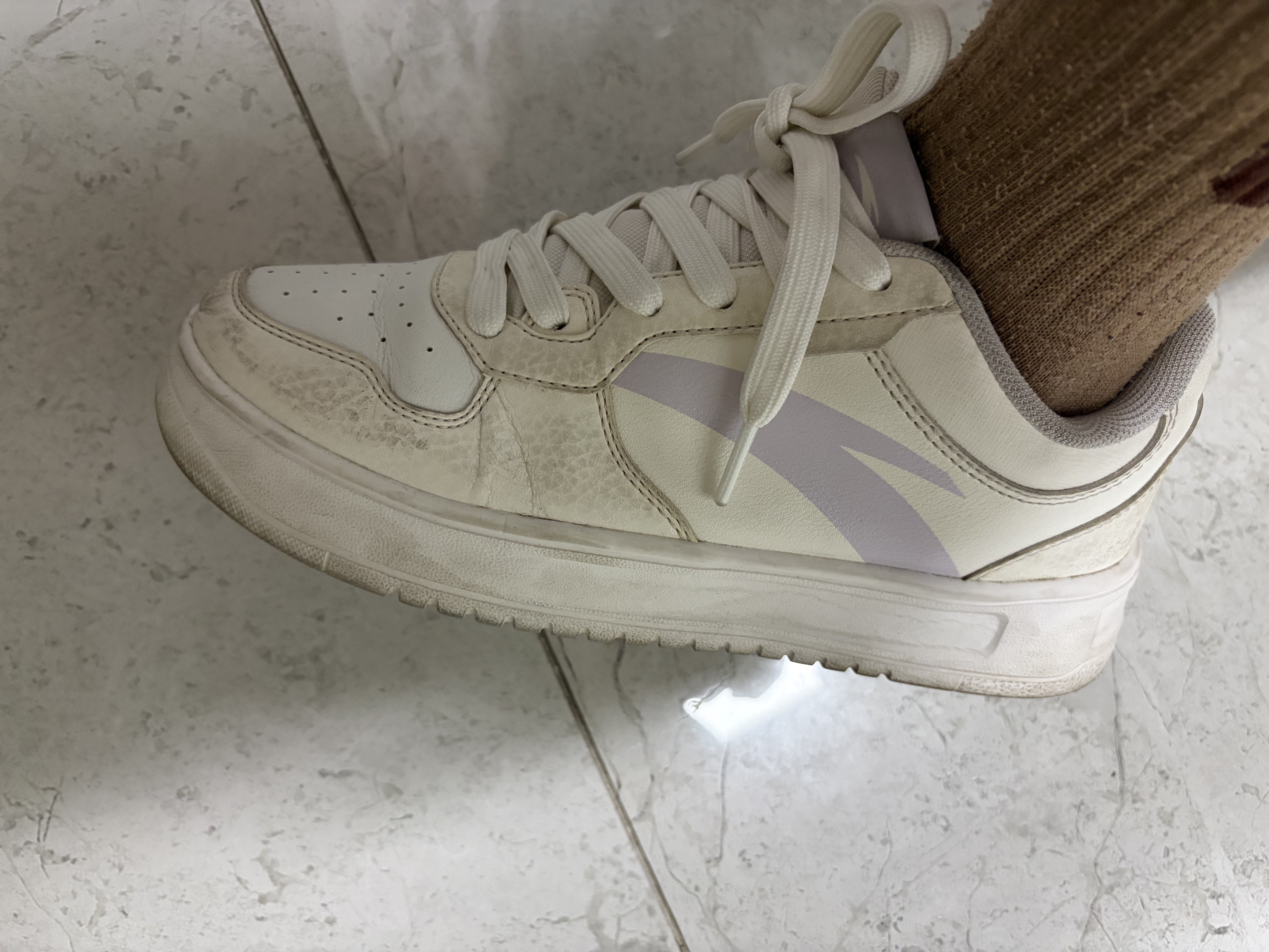 特步情侣男女板鞋小白鞋空军一号秋季革面耐磨百搭运动板鞋休闲鞋 实拍图