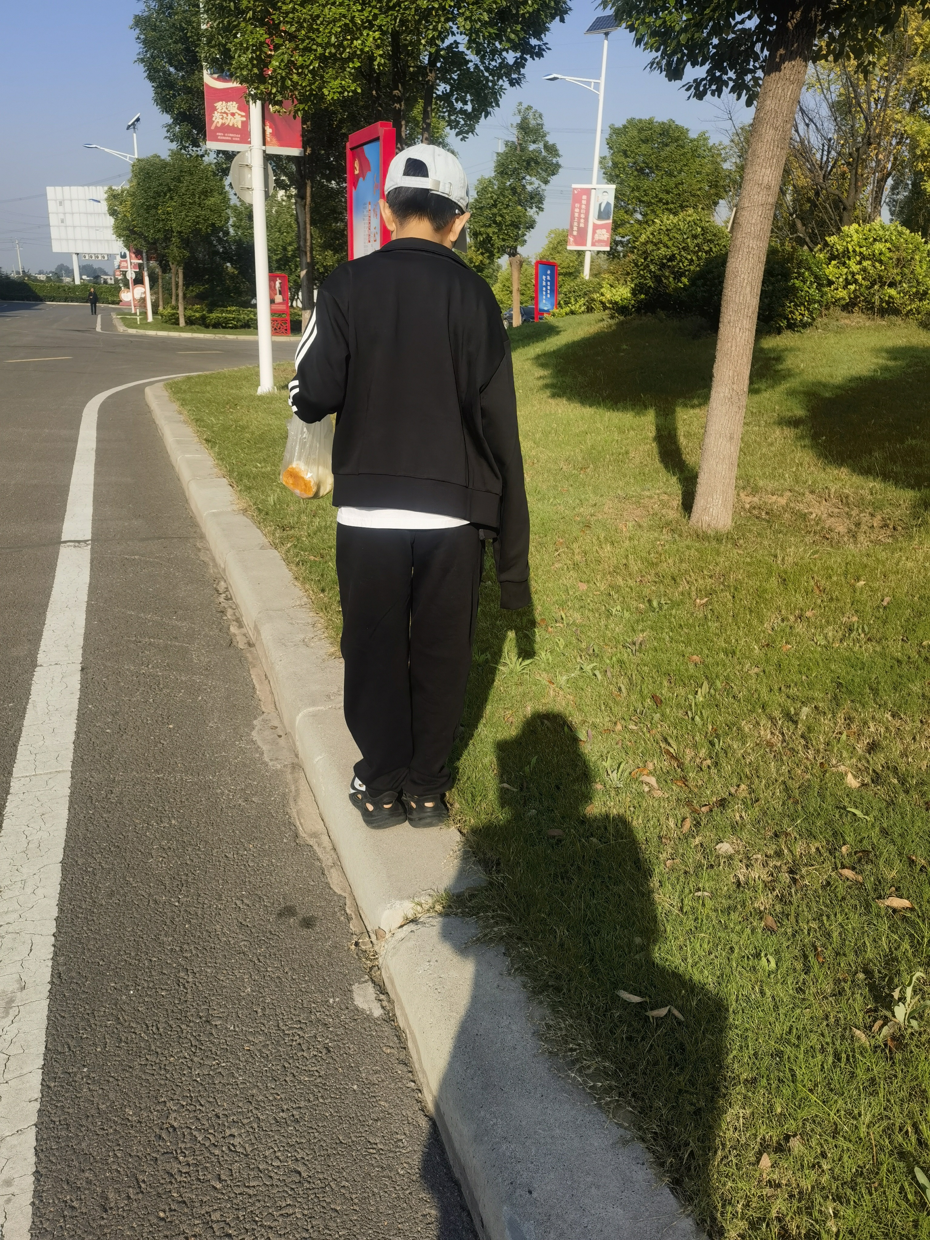 特步易打理休闲运动套装女春秋条纹撞色休闲卫衣直筒卫裤运动服两件套 实拍图
