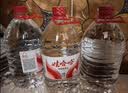 娃哈哈纯净水 5.5L*4桶 纸箱装加量大桶装水 泡茶冲奶粉 娃哈哈饮用水 实拍图