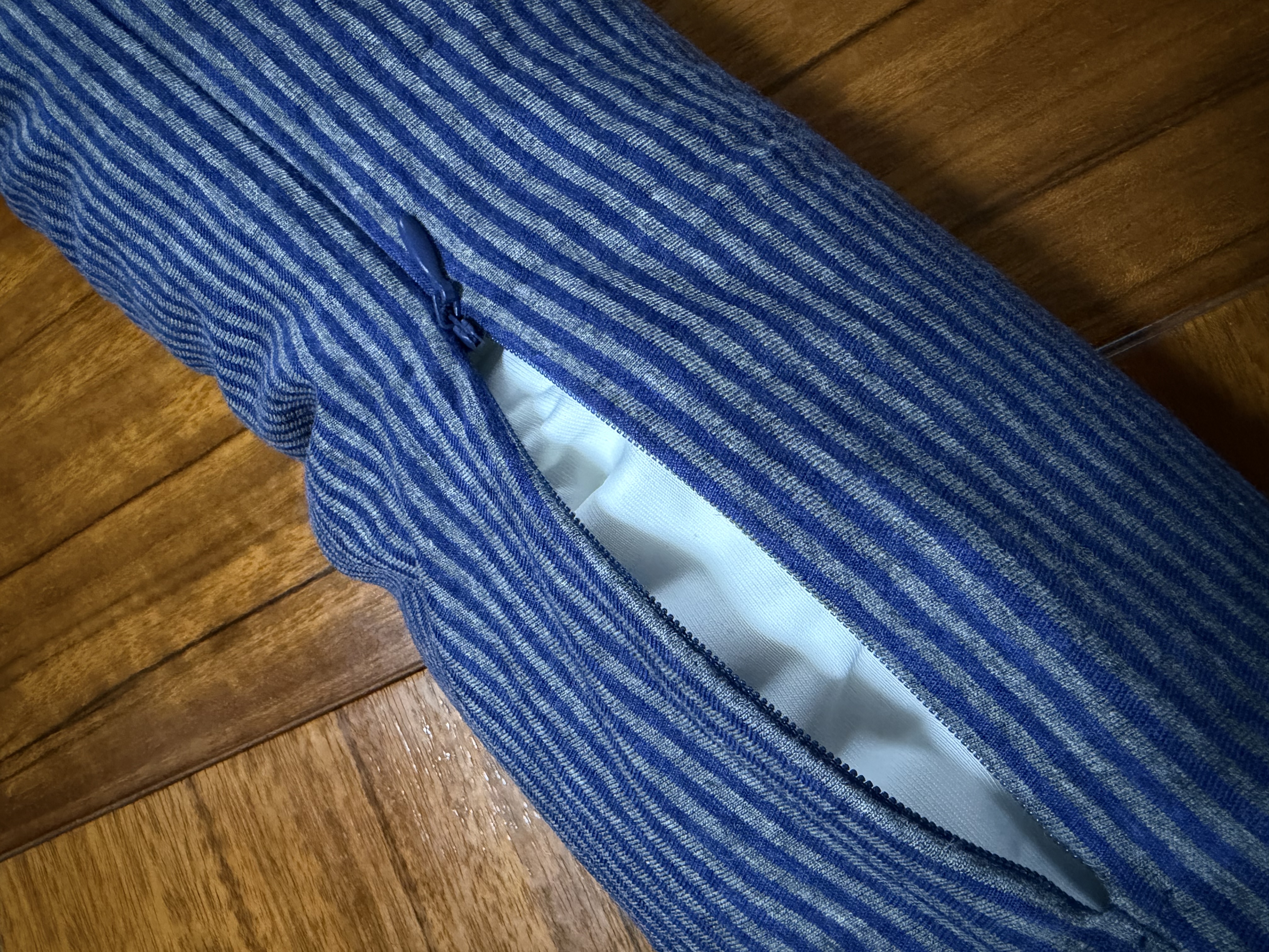 MUJI【自营限定】舒适颈部靠枕-蓝灰条纹 u型枕颈枕飞机旅行枕脖枕 实拍图