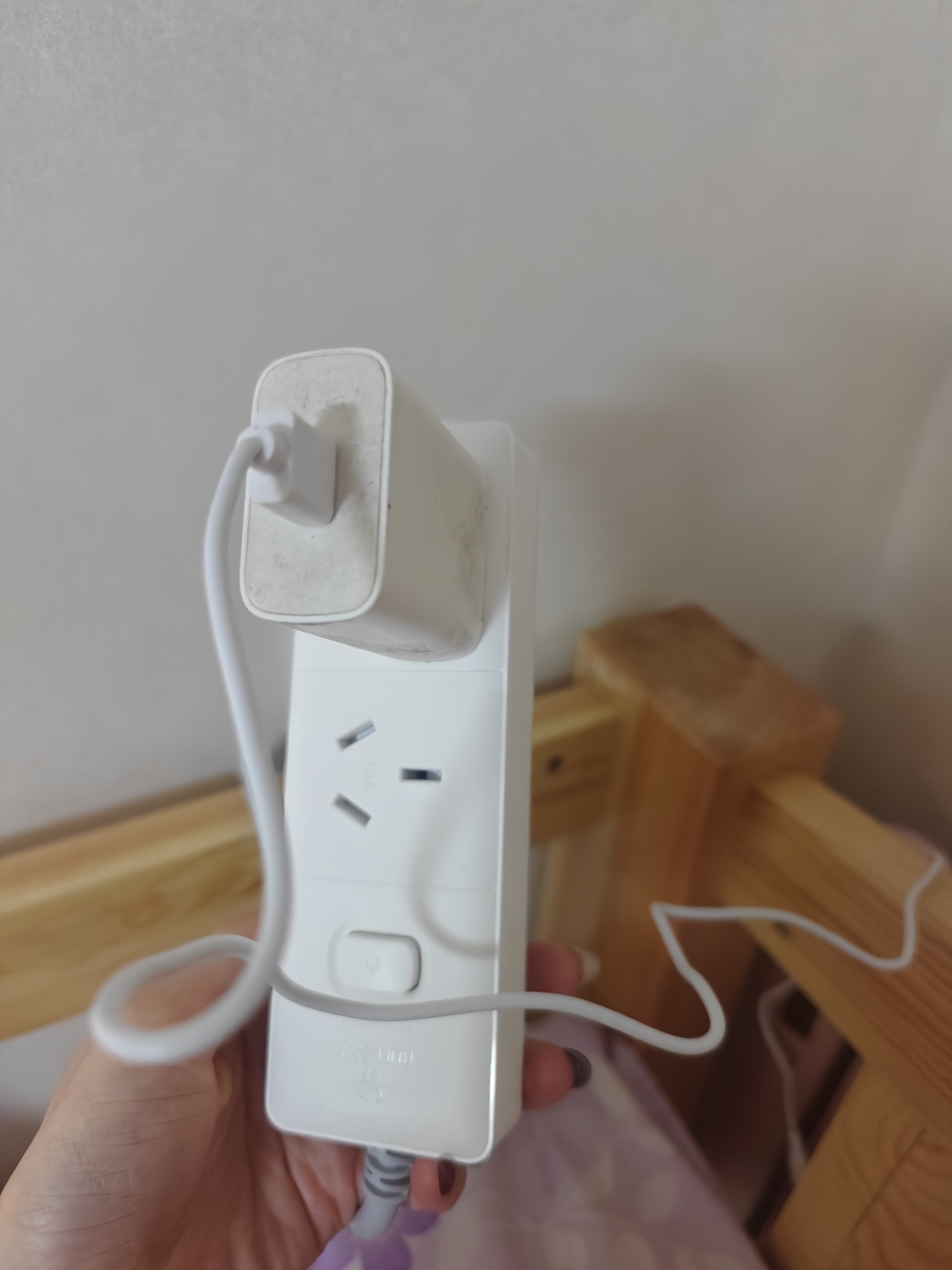 公牛16A空调专用插座16A转10A转16安插线板热水器取暖器油酊插排4000W大功率延长接线板大三孔插排 16A+10A 两孔 带开关0.5米S102D 实拍图