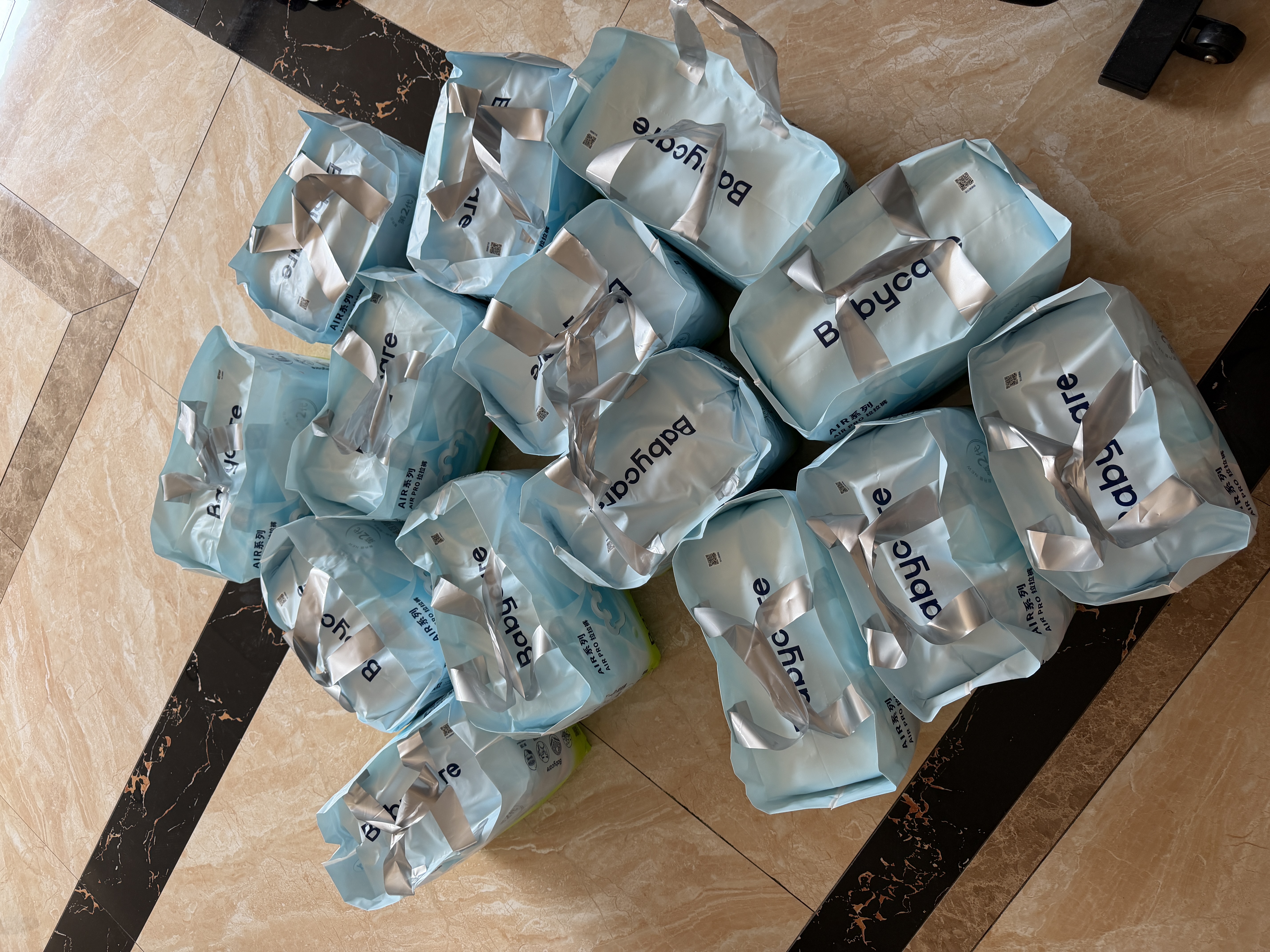 babycareAir pro拉拉裤成长裤XL32片(12-17kg) 婴儿尿不湿夏日超薄透气 实拍图