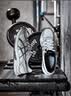 NEW BALANCE男女情侣秋季黑色耐磨透气户外运动休闲鞋410系列MT410CK5 42.5 实拍图