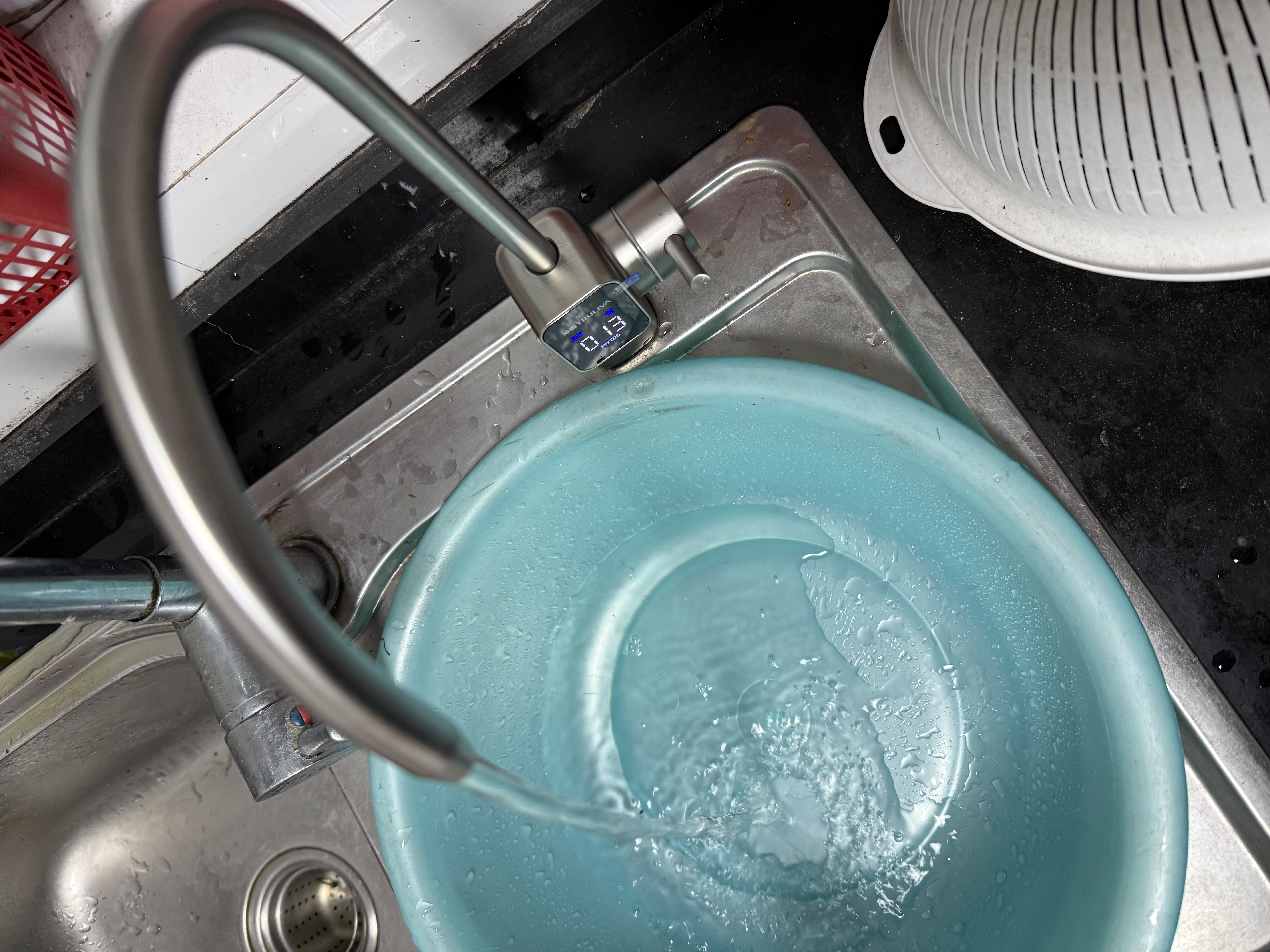 沁园家庭用双子芯5.0净水器1000G【1200G初始流速体验】 8年RO过滤器厨房台下式直饮水一体机UR-S61076 实拍图
