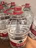 农夫山泉饮用水 饮用天然水5L*4桶 整箱装 桶装水塑膜随机包装 实拍图