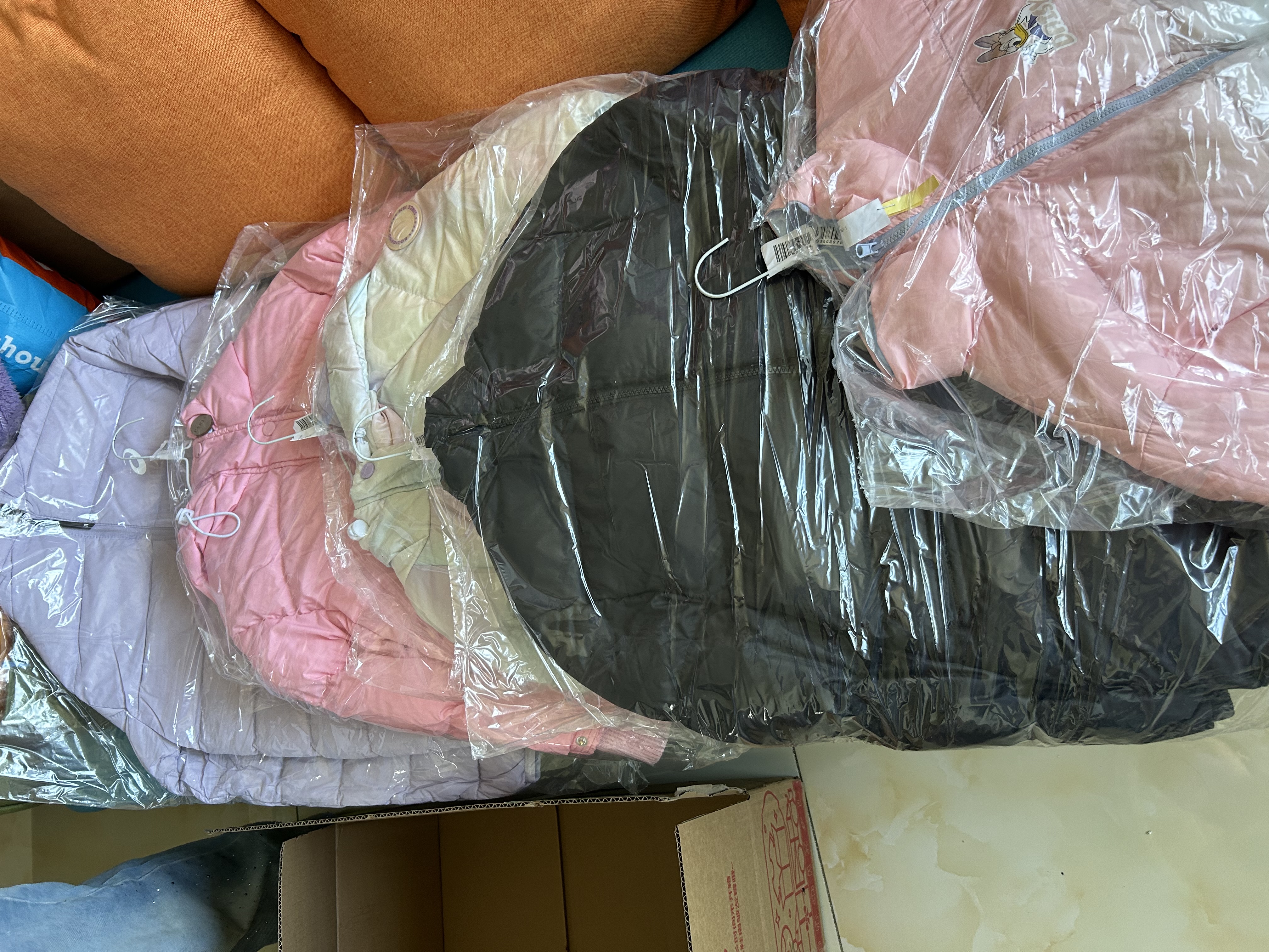 京东衣鞋任洗5件 上门取送去渍整形 价值2000元内羽绒服/棉服/大衣/鞋 实拍图